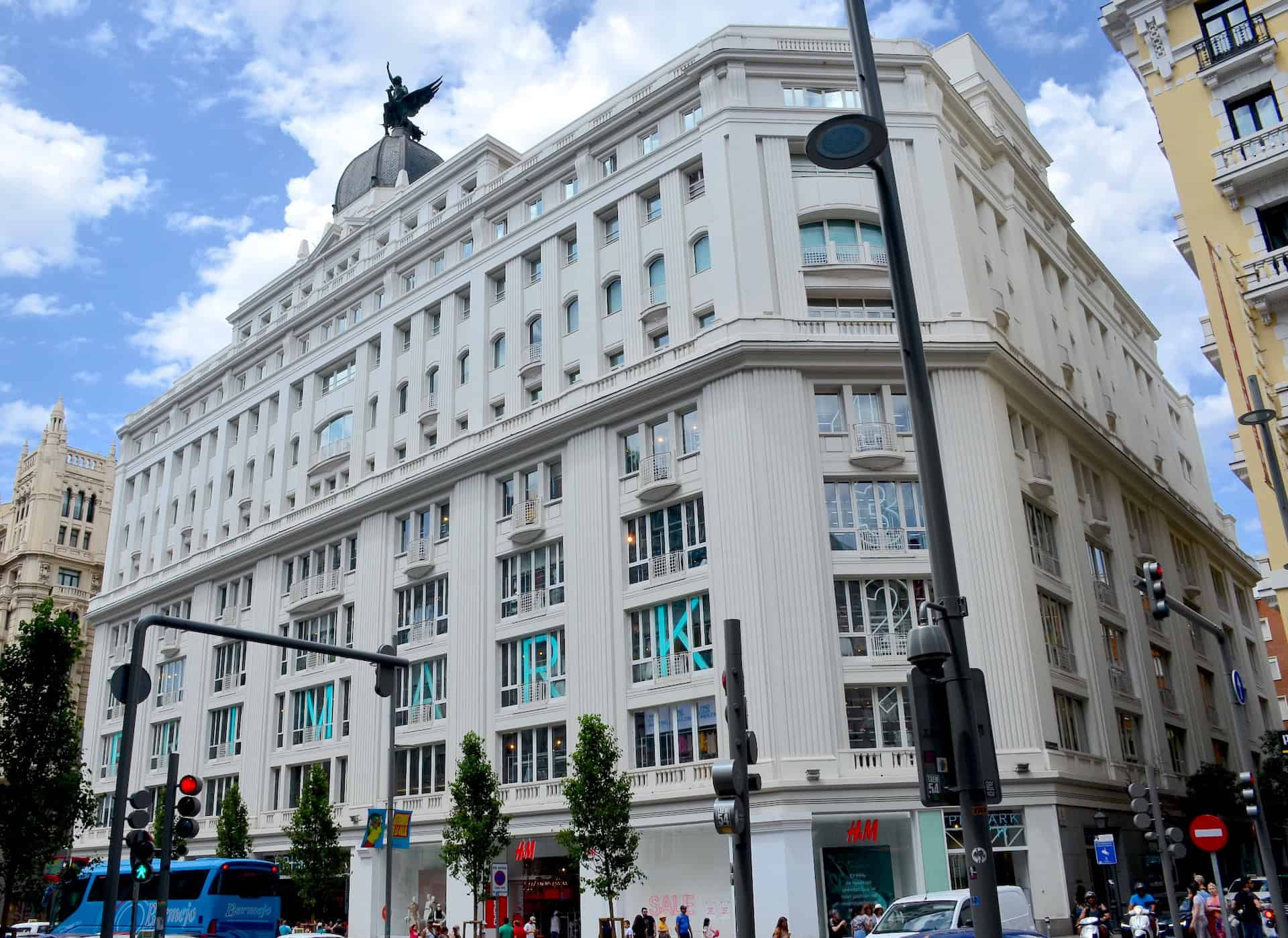 Madrid-Paris Building on Gran Vía in Madrid, Spain