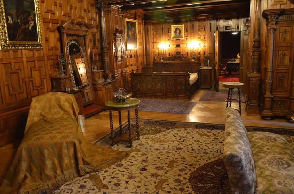 King's bedroom at Peleș Castle in Sinaia, Romania