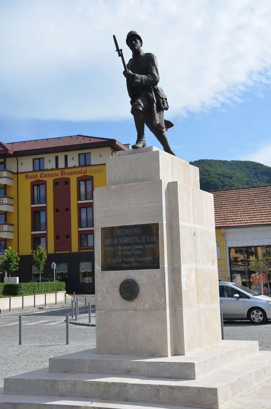 Monumentul Eroilor in Braşov, Romania