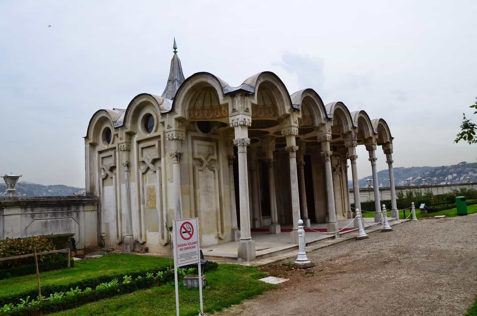 Seaside Pavilion at Beylerbeyi Sarayı in Beylerbeyi, Istanbul, Turkey