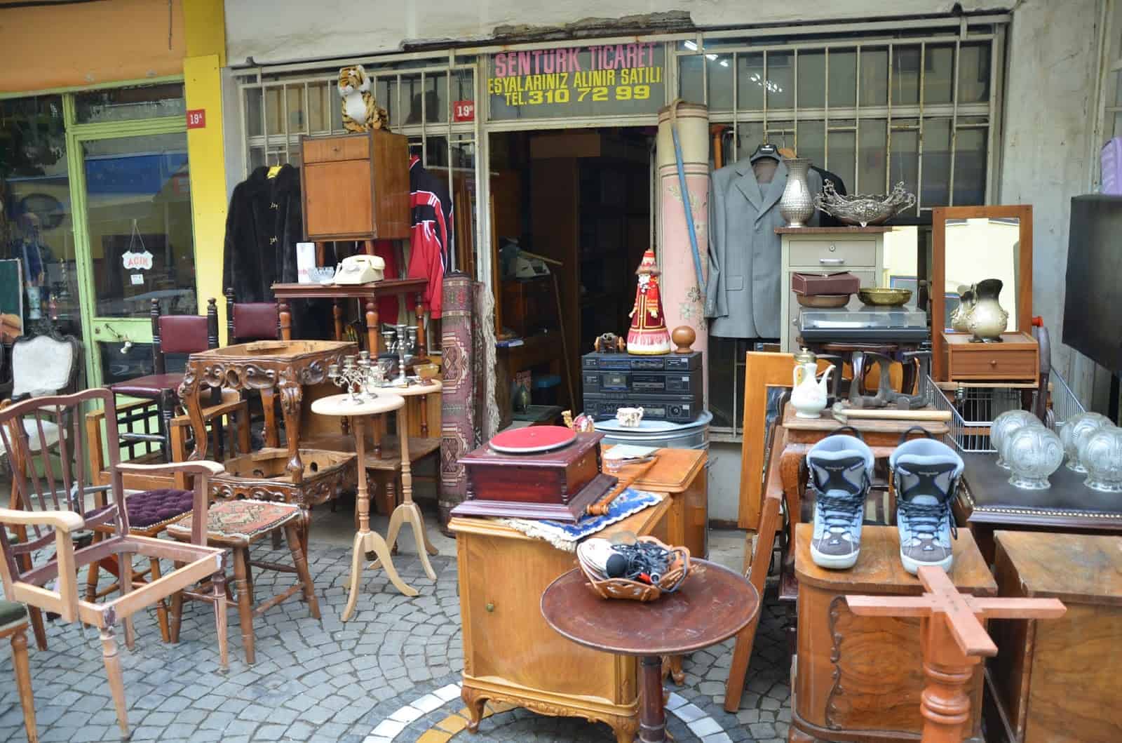 Antique store in Üsküdar, Istanbul, Turkey