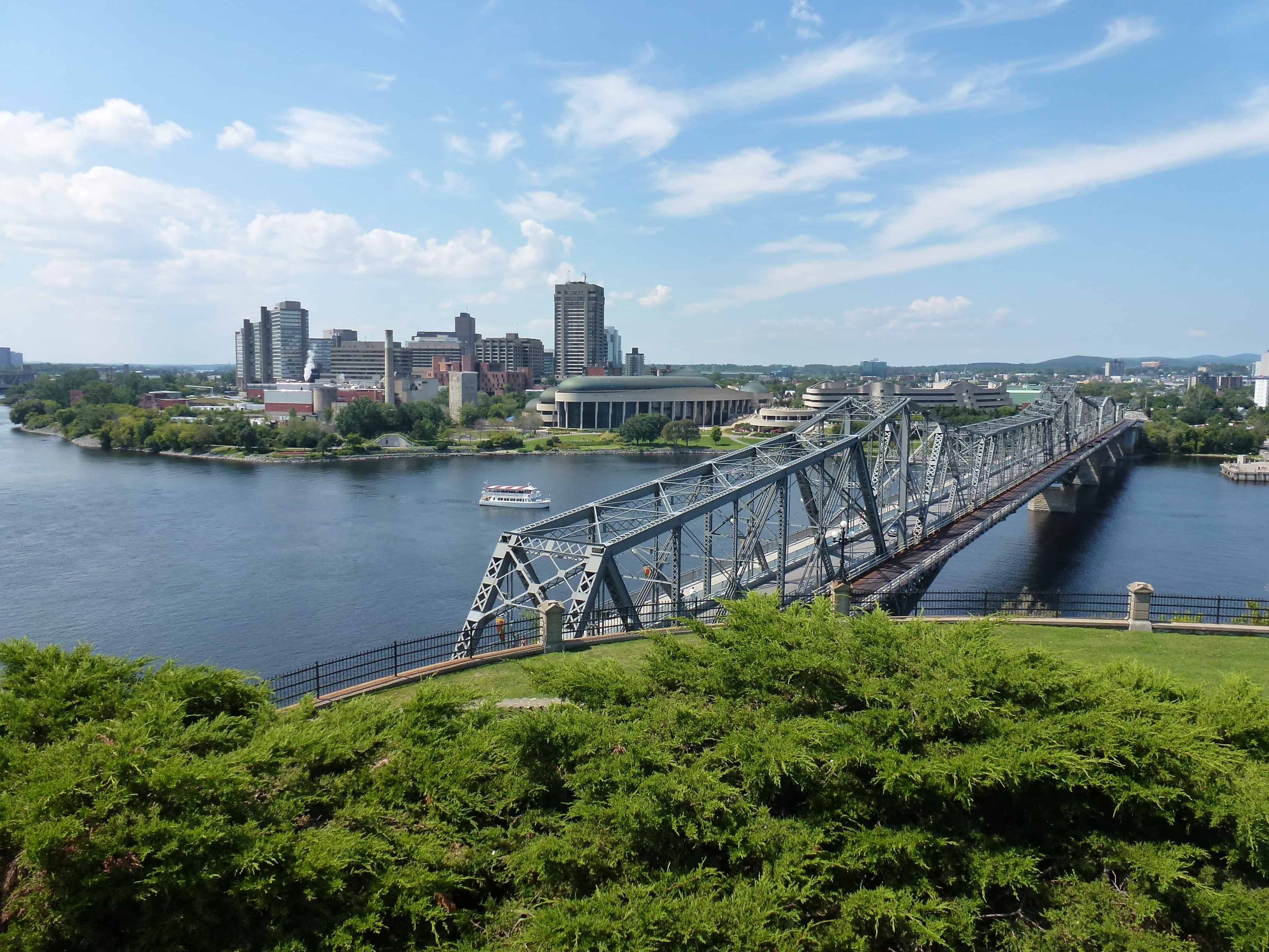 Alexandra Bridge and Gatineau from Nepean Point