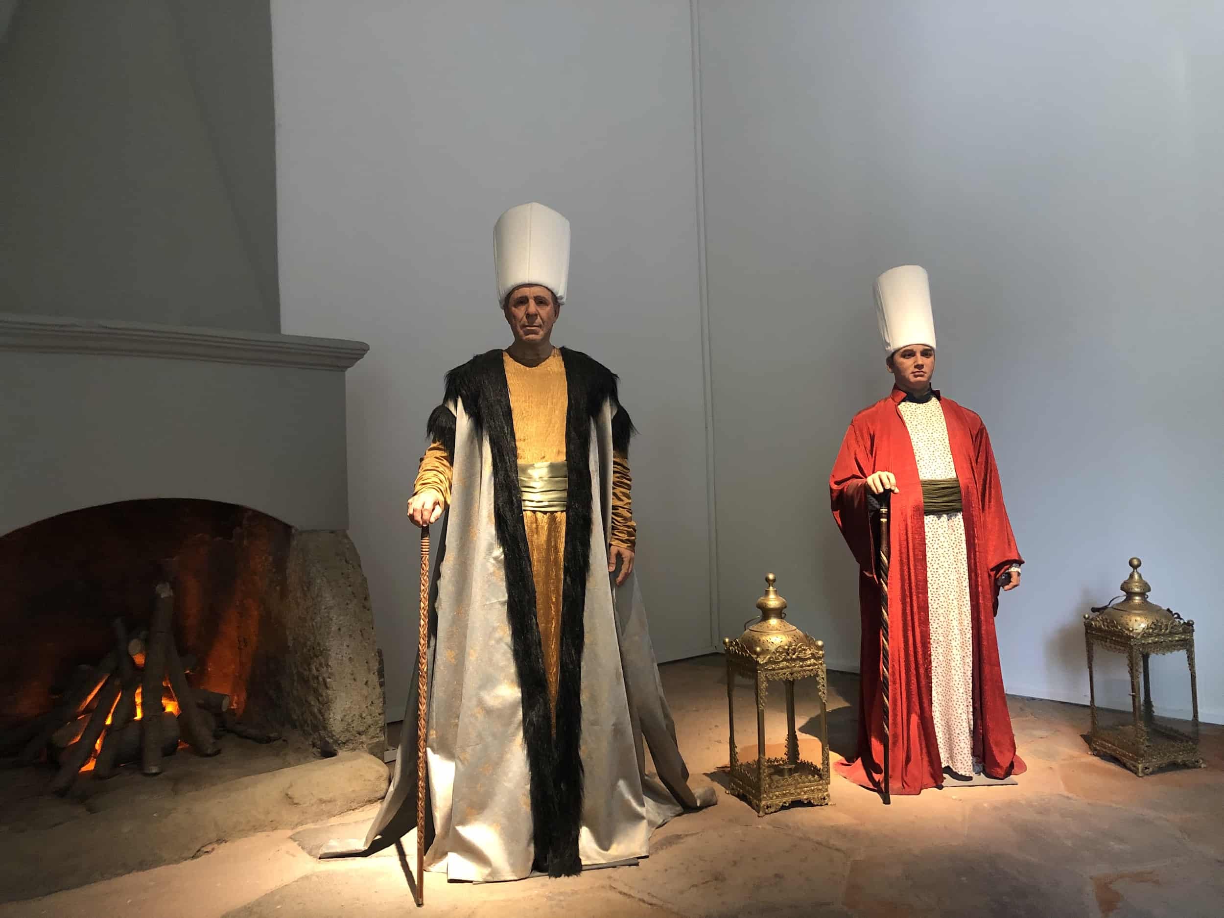 Mannequins of the Chief Eunuch and a White Eunuch at the Gate of Felicity