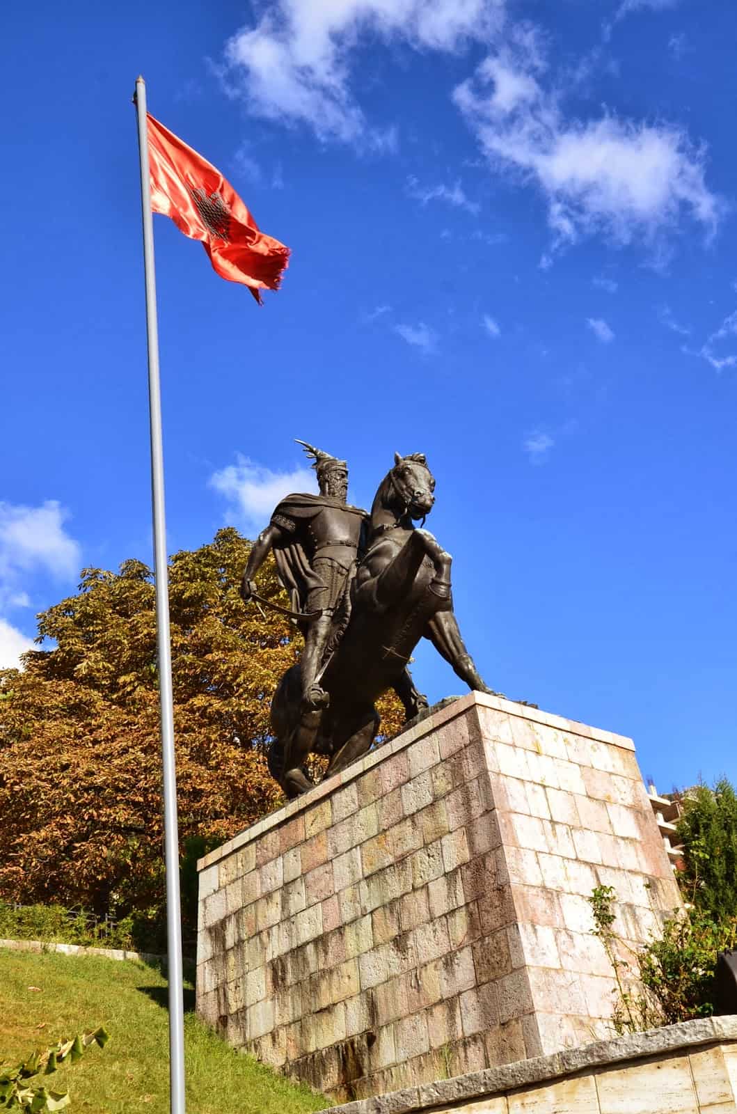 Skënderbej monument in Krujë, Albania