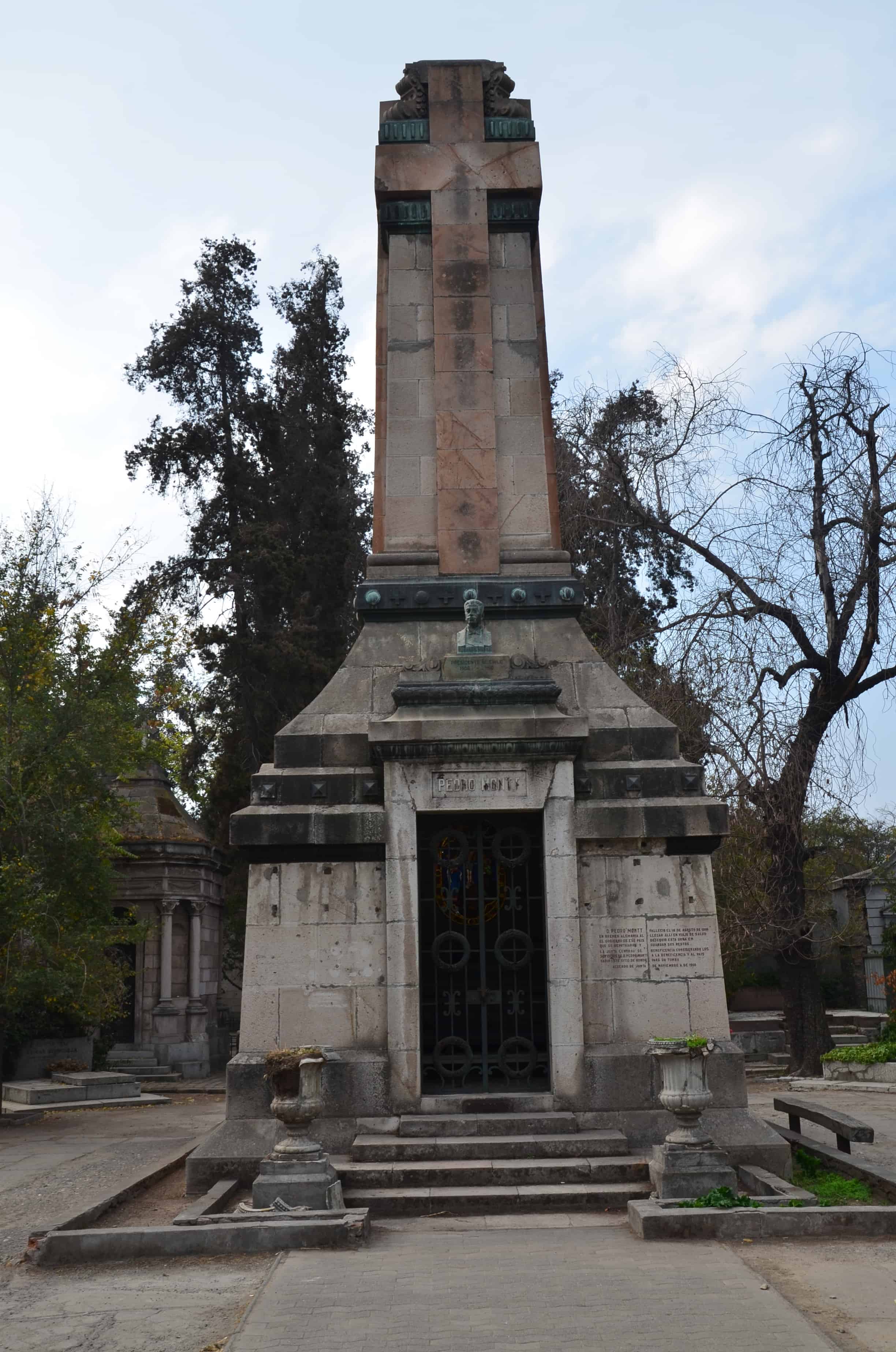 Tomb of Pedro Montt at Cementerio General in Santiago de Chile