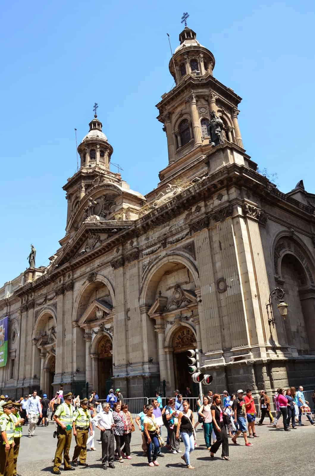 Catedral Metropolitana on Plaza de Armas in Santiago de Chile