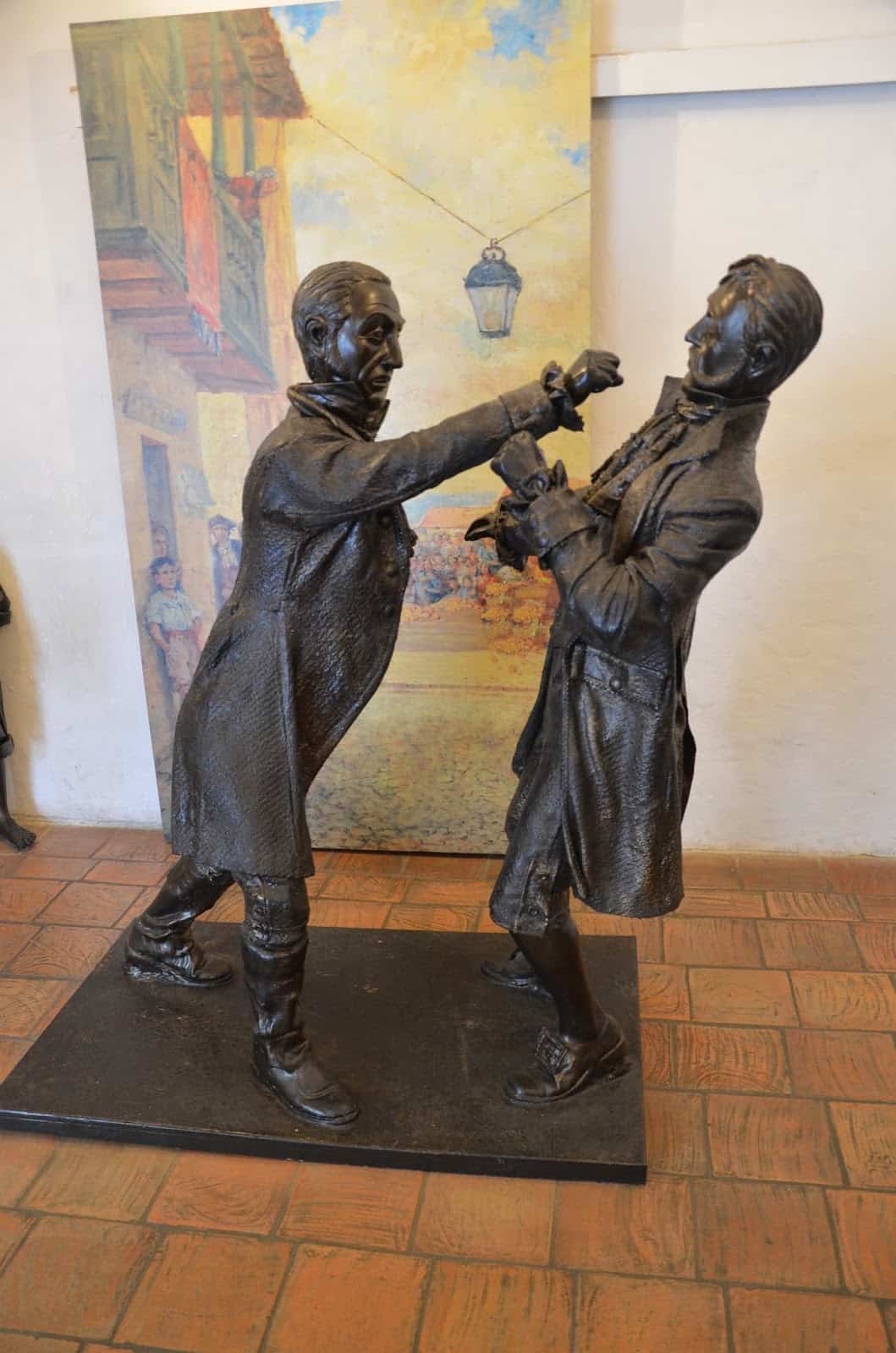 Sculpture of the fistfight at the Independence Museum