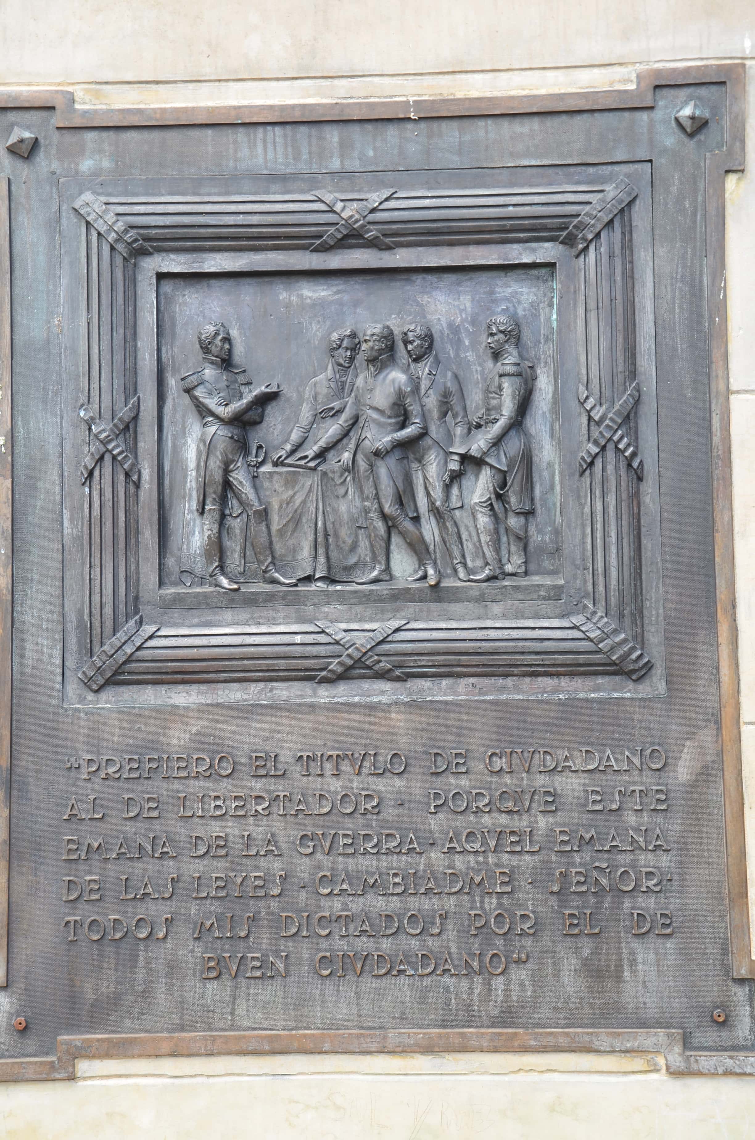 Plaque on the base of the Simón Bolívar statue