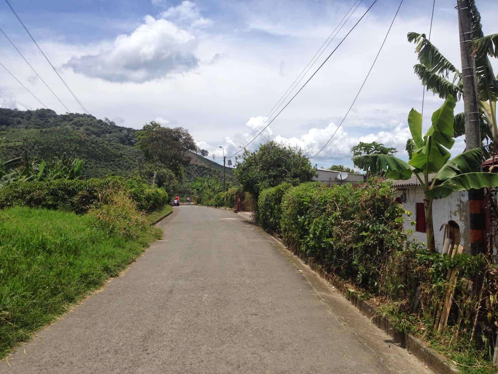 Walking to Luciela's house in Taparcal, Belén de Umbría, Risaralda, Colombia