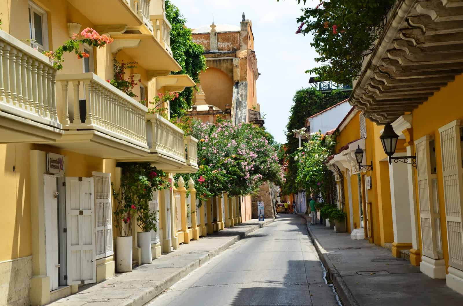Callejón de los Estribos in El Centro, Cartagena, Colombia