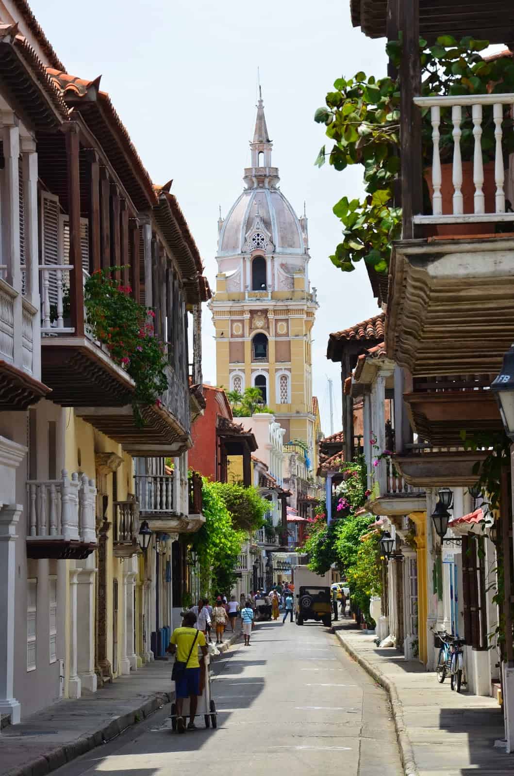 Looking towards the cathedral in El Centro, Cartagena, Bolívar, Colombia