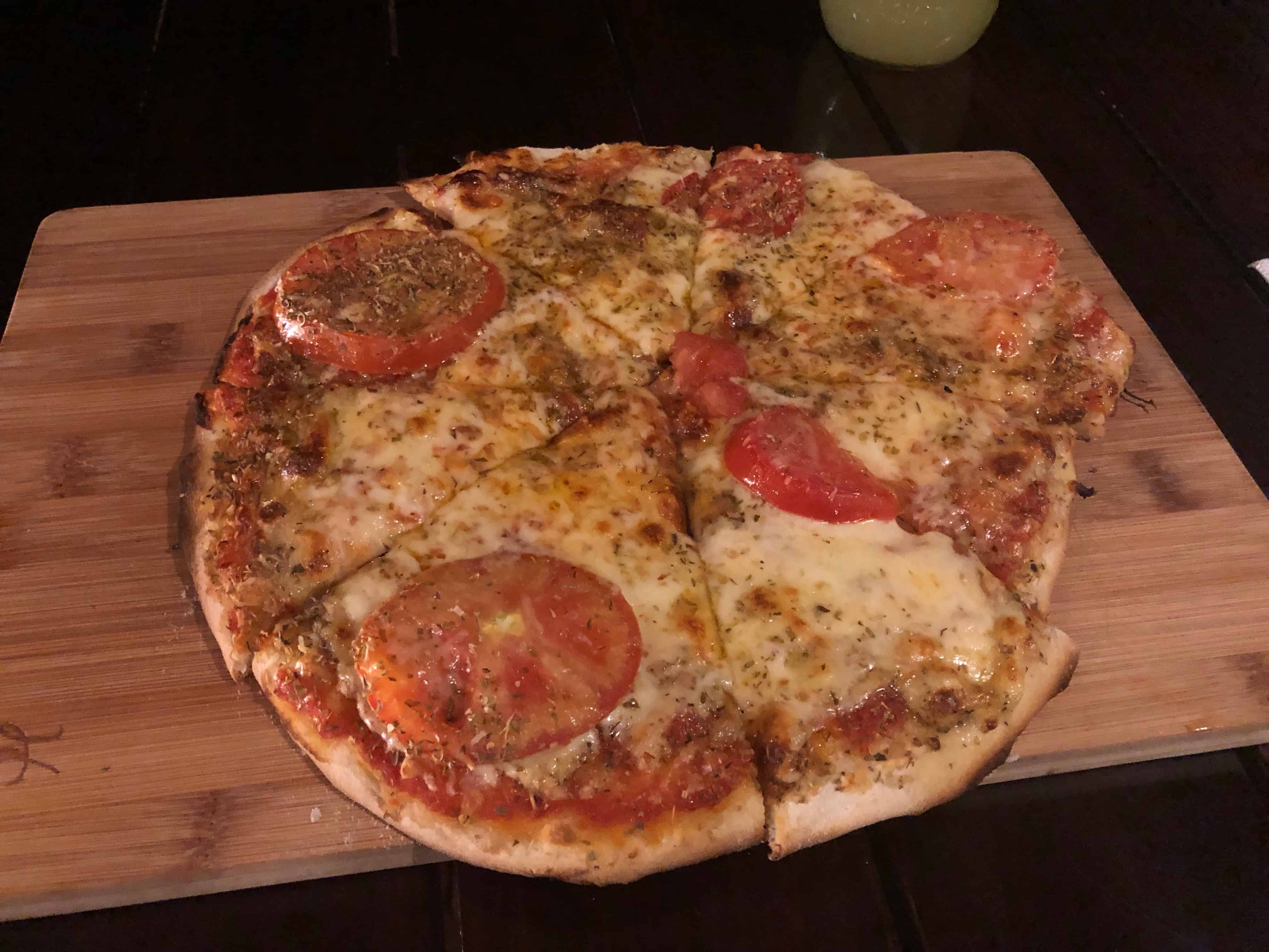 Pizza at Luciérnaga