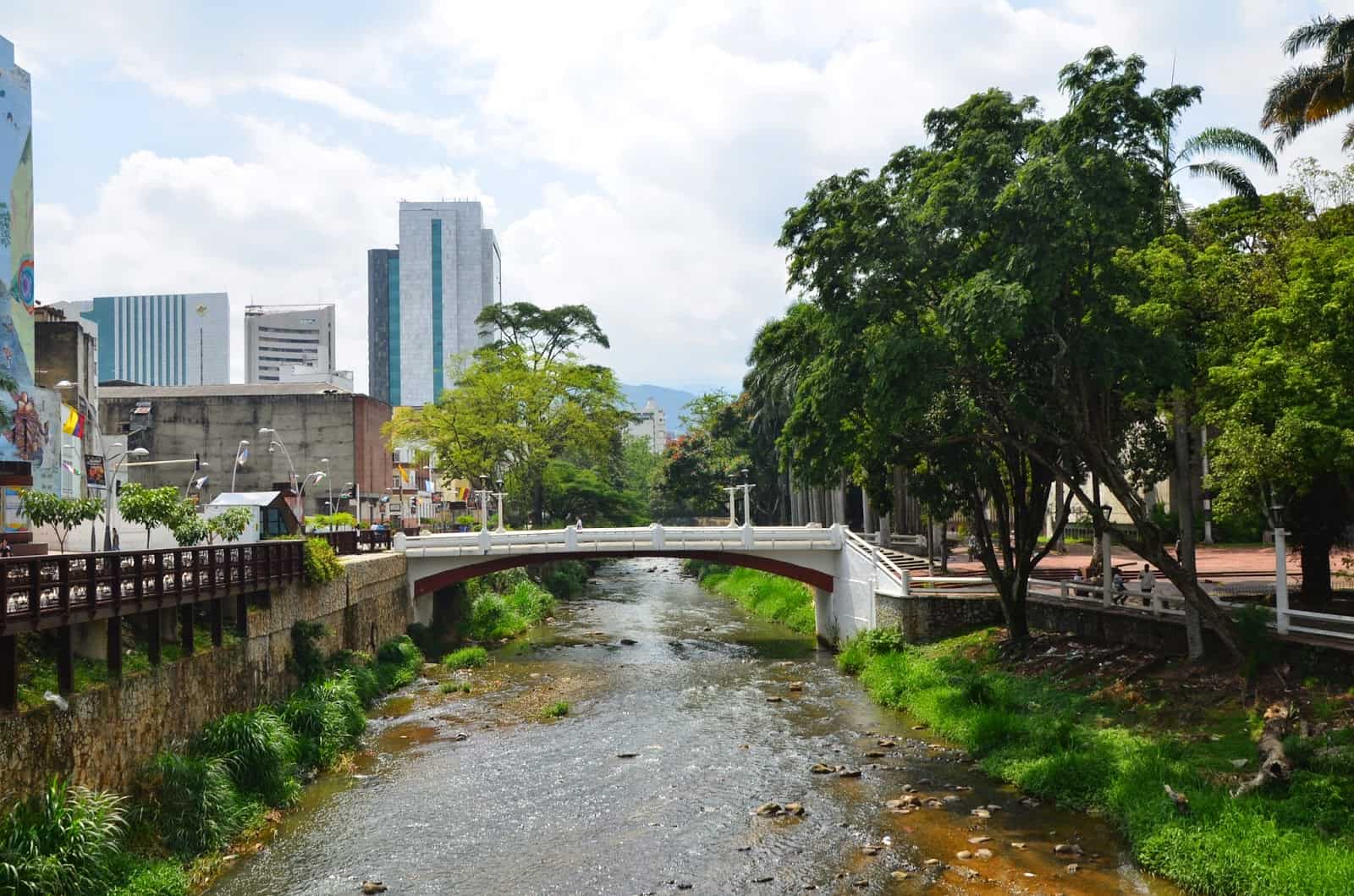 Río Cali in Cali, Colombia