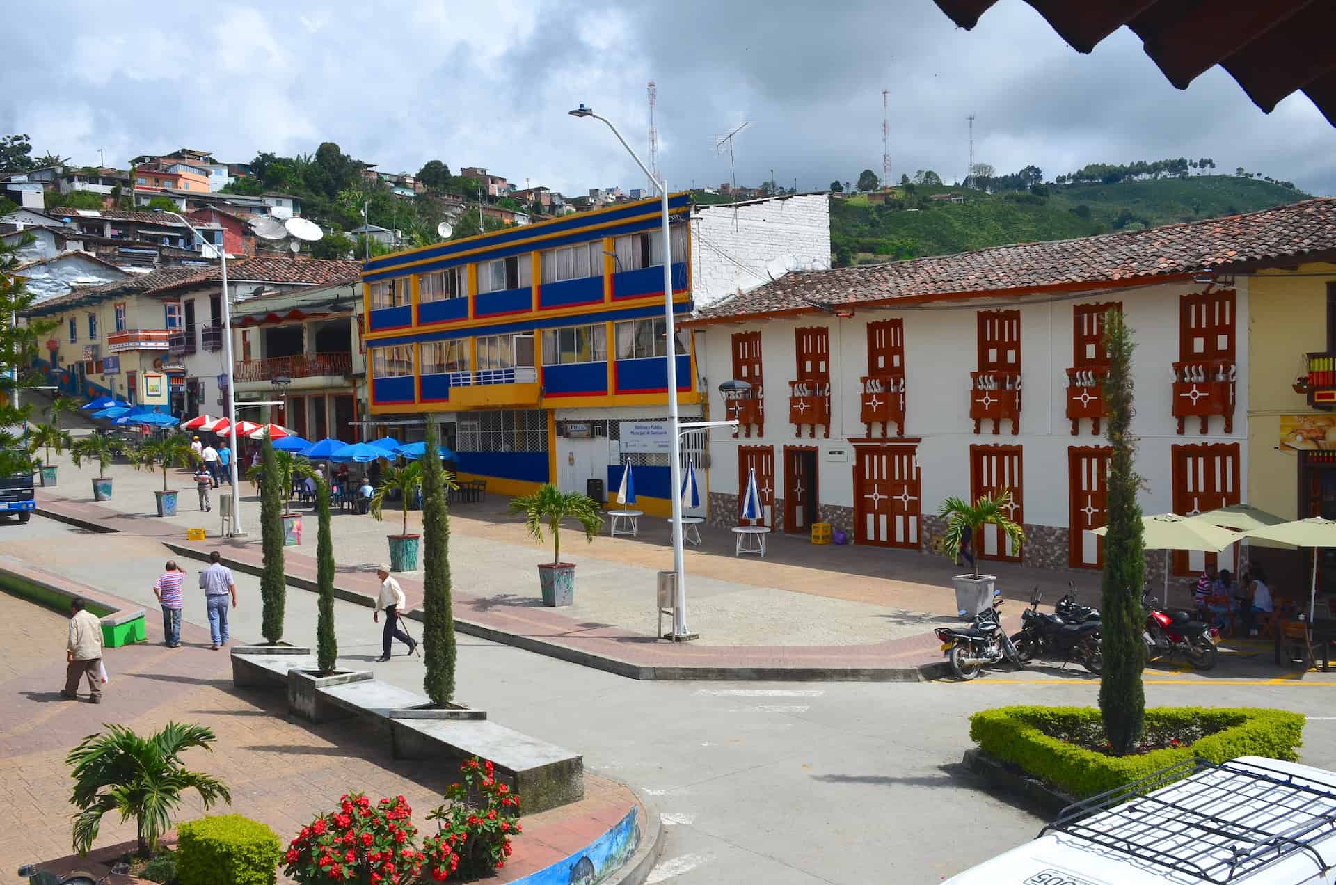 Street around the plaza after the renovation