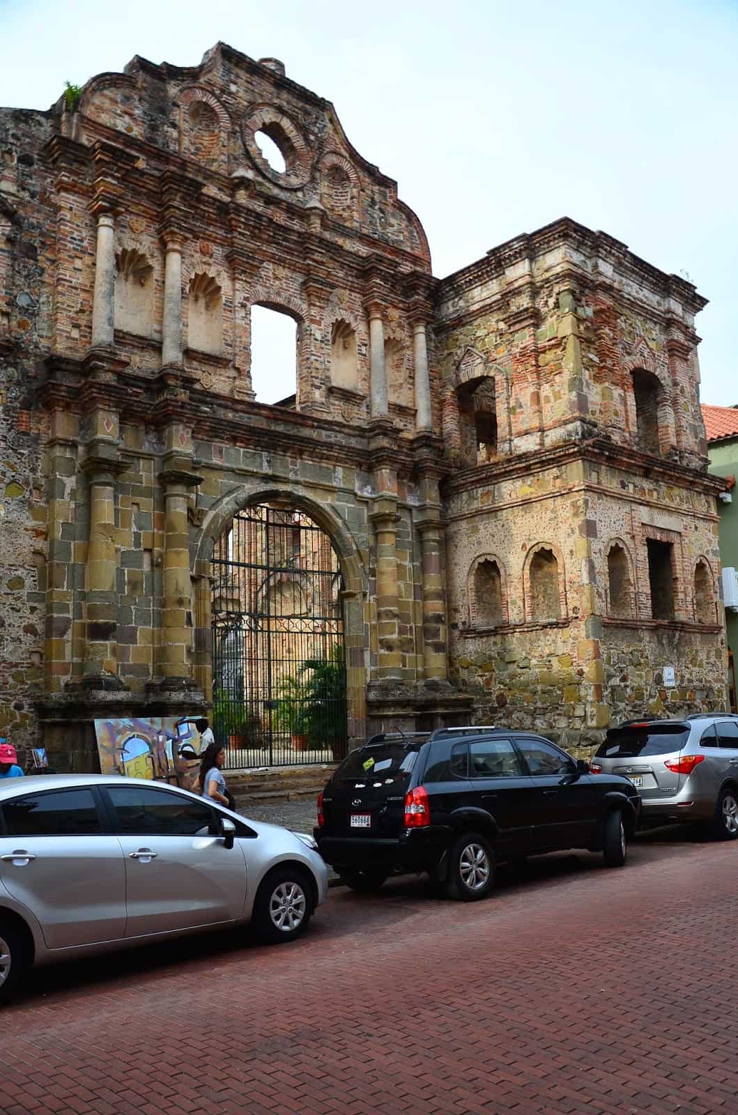 Iglesia de la Compañía de Jesús in Casco Viejo, Panama City
