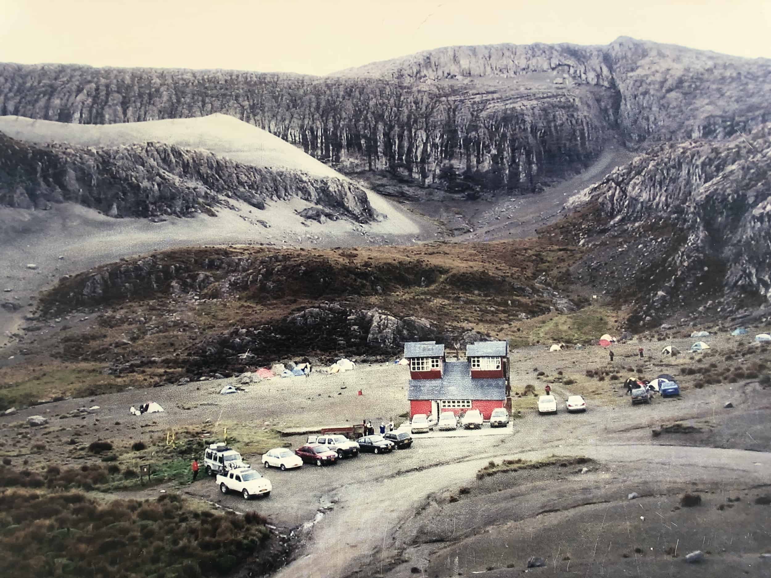 Photo of the old chalet at Nevado del Ruiz at Los Nevados National Park in Colombia