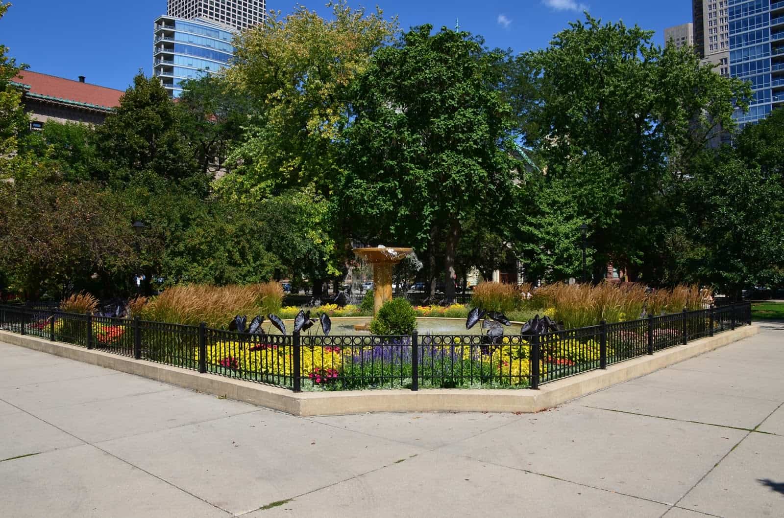 Fountain at Washington Square Park in Chicago, Illinois