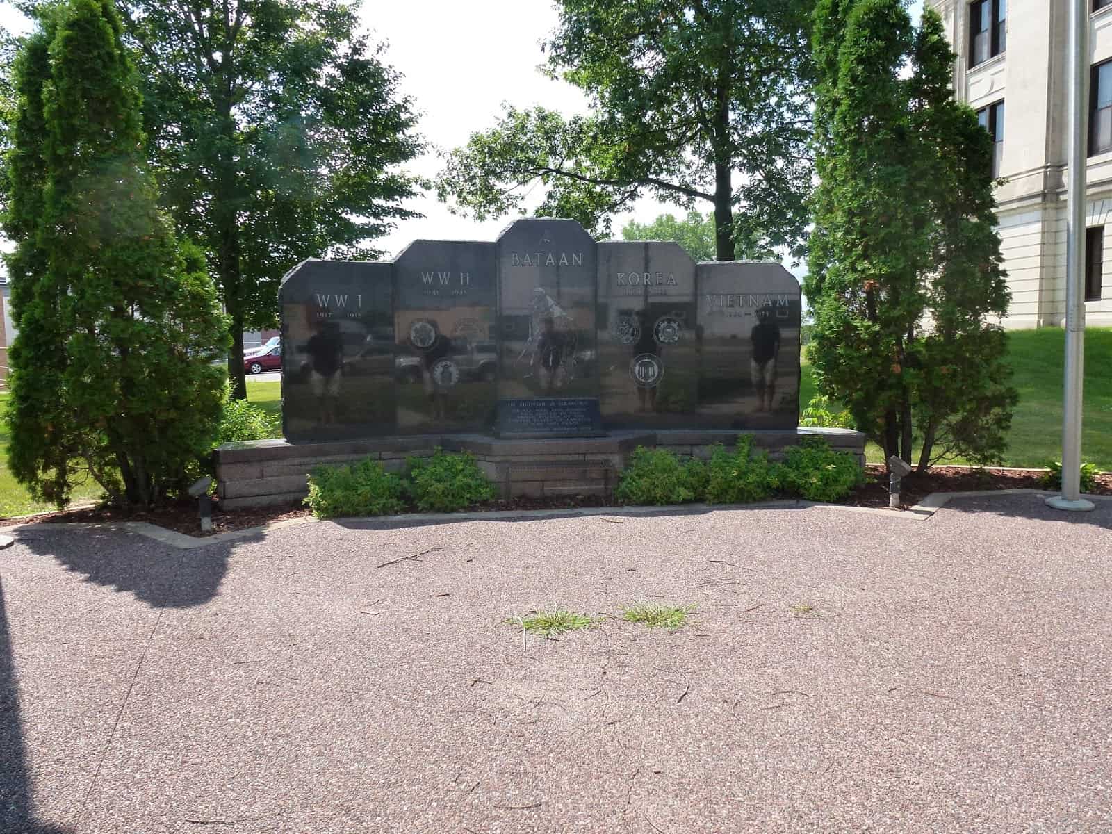 Veteran's Memorial in Brainerd, Minnesota