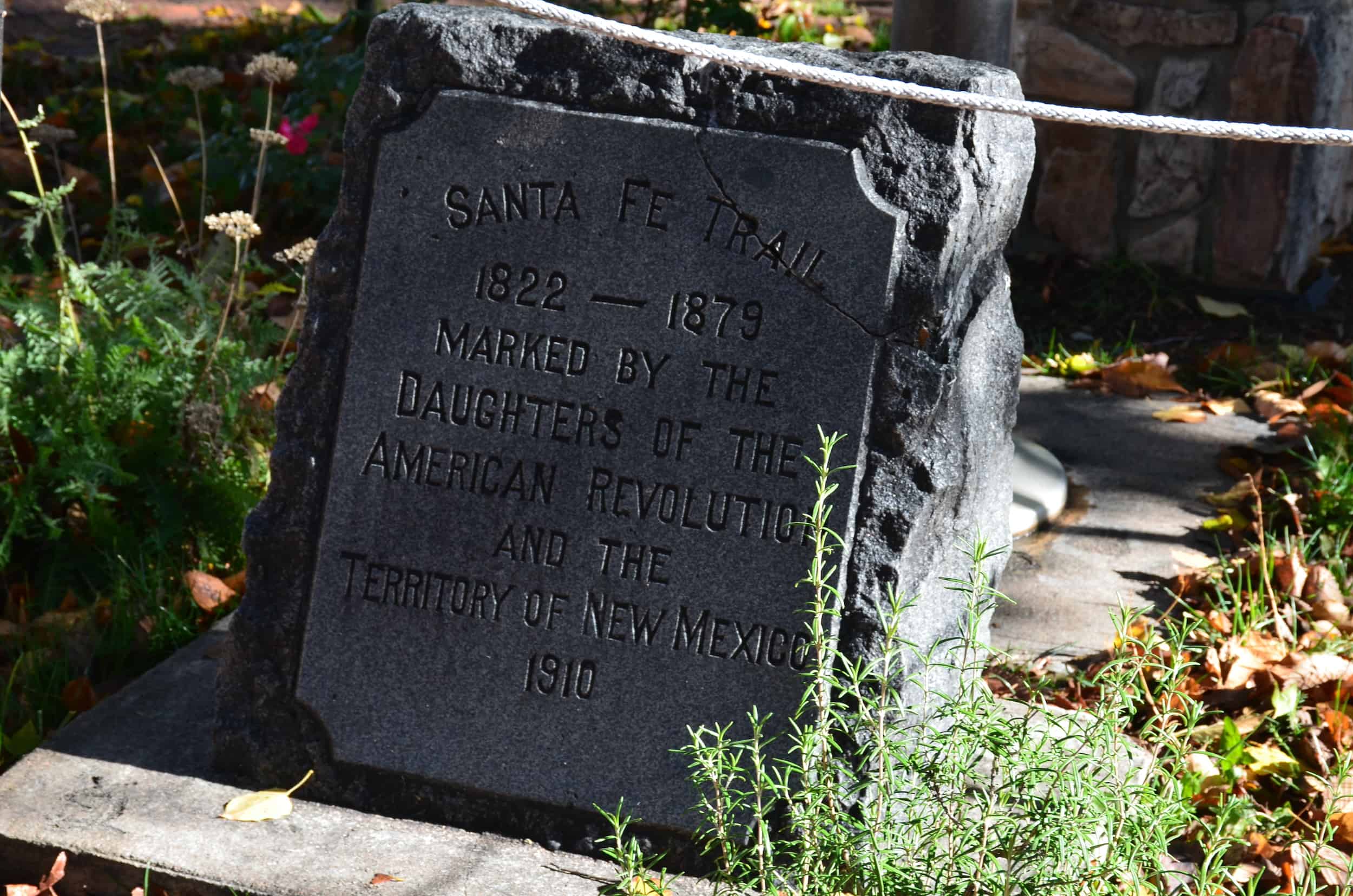 Santa Fe Trail plaque in Las Vegas, New Mexico