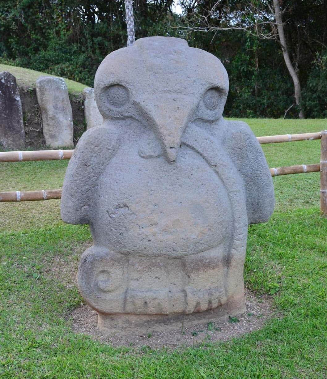 Bird statue at Mesita B