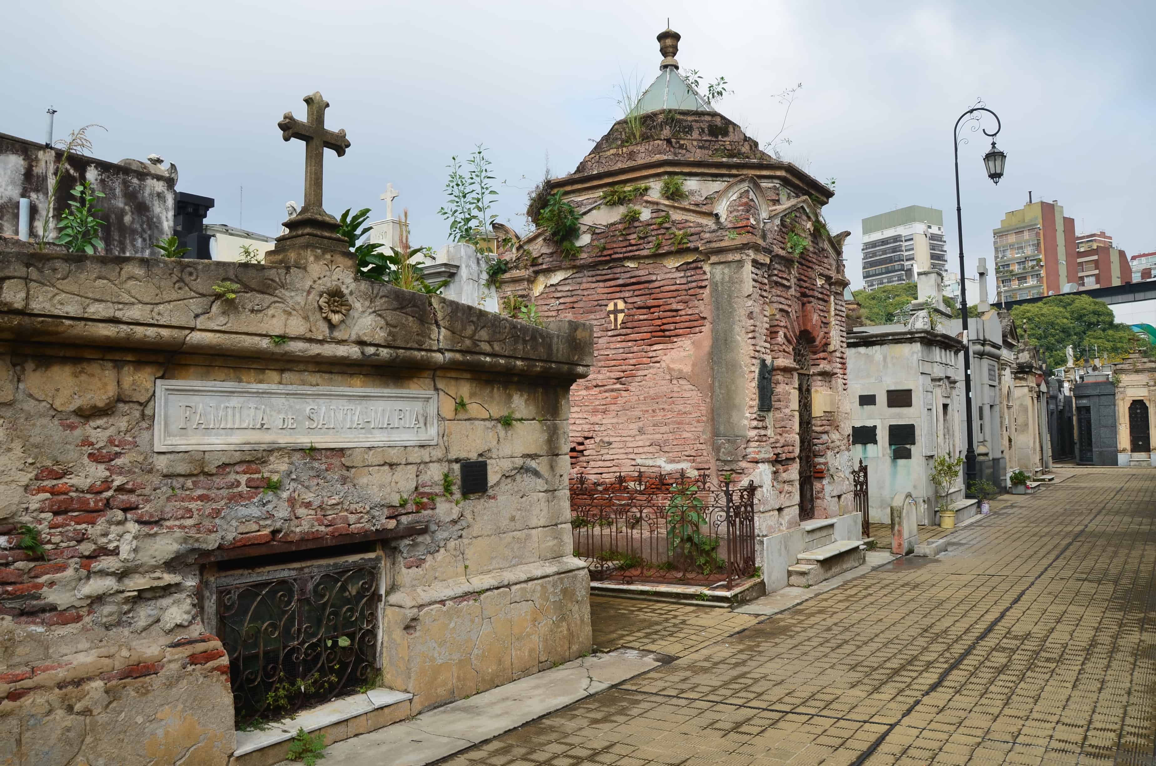 Tombs in disrepair at Cementerio de la Recoleta in Buenos Aires, Argentina