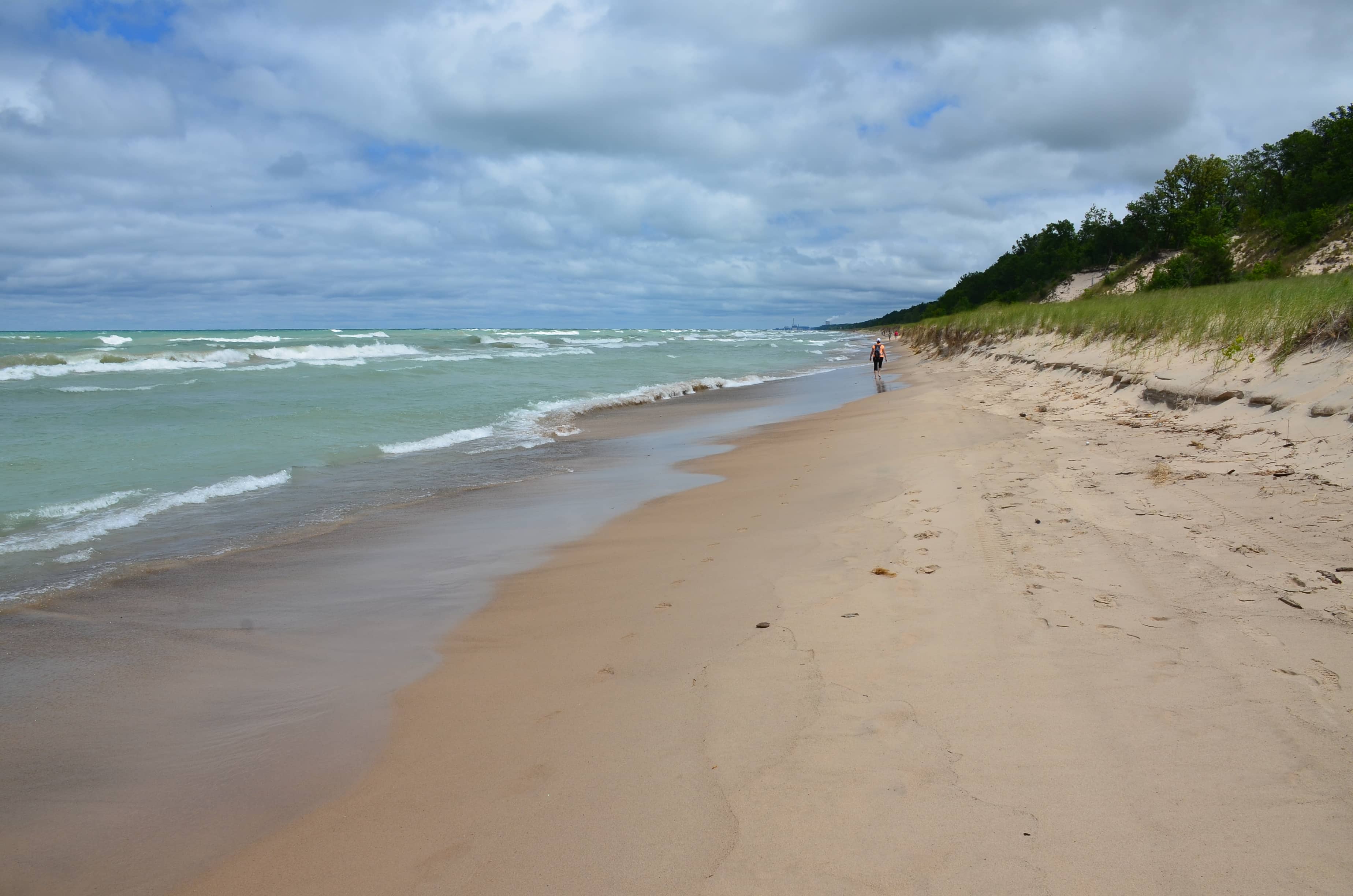 Looking east on the beach at Indiana Dunes State Park