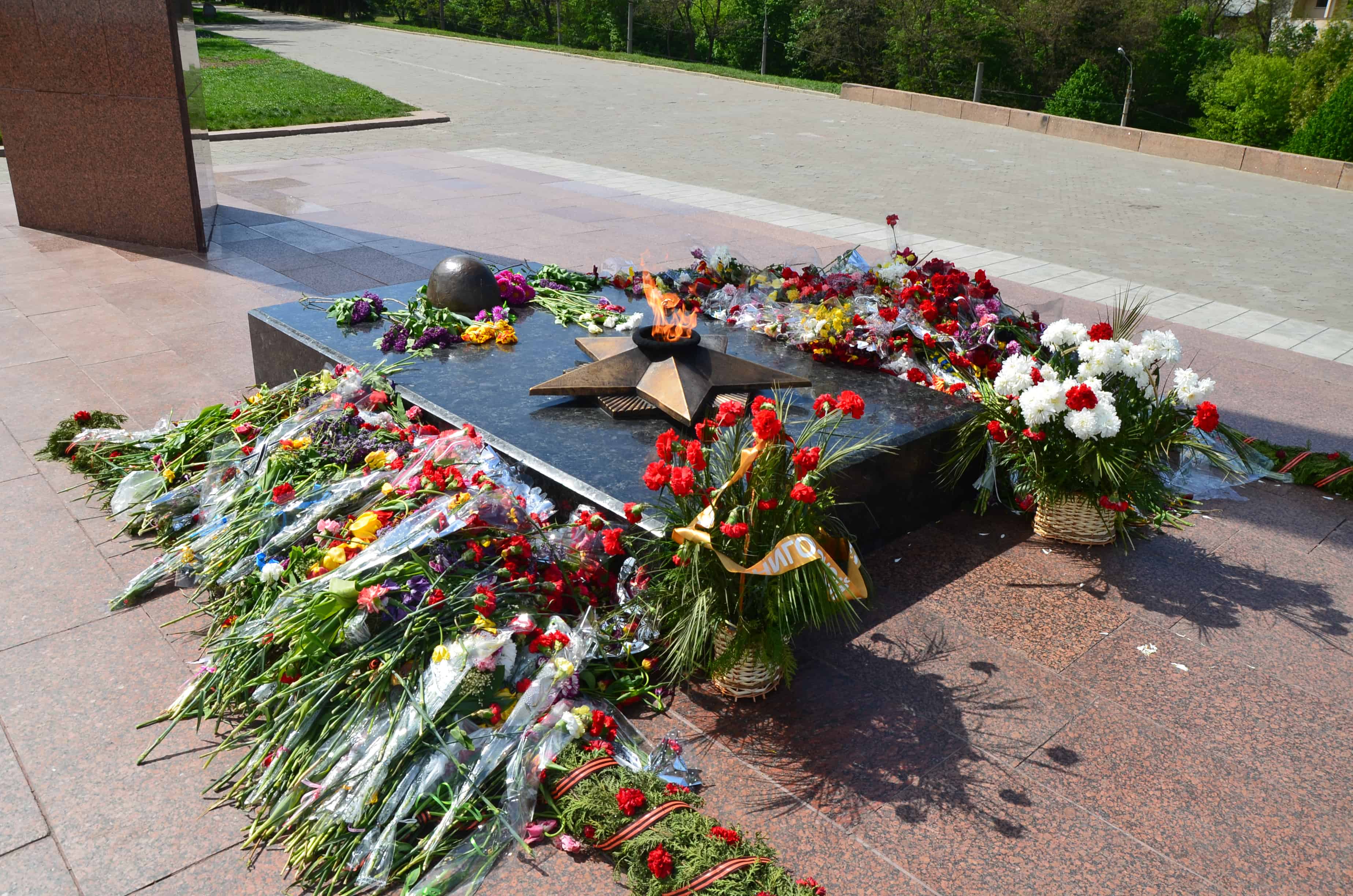 Eternal flame on the Memorial to the Soldiers and Liberators of the Ukraine in Chernihiv, Ukraine