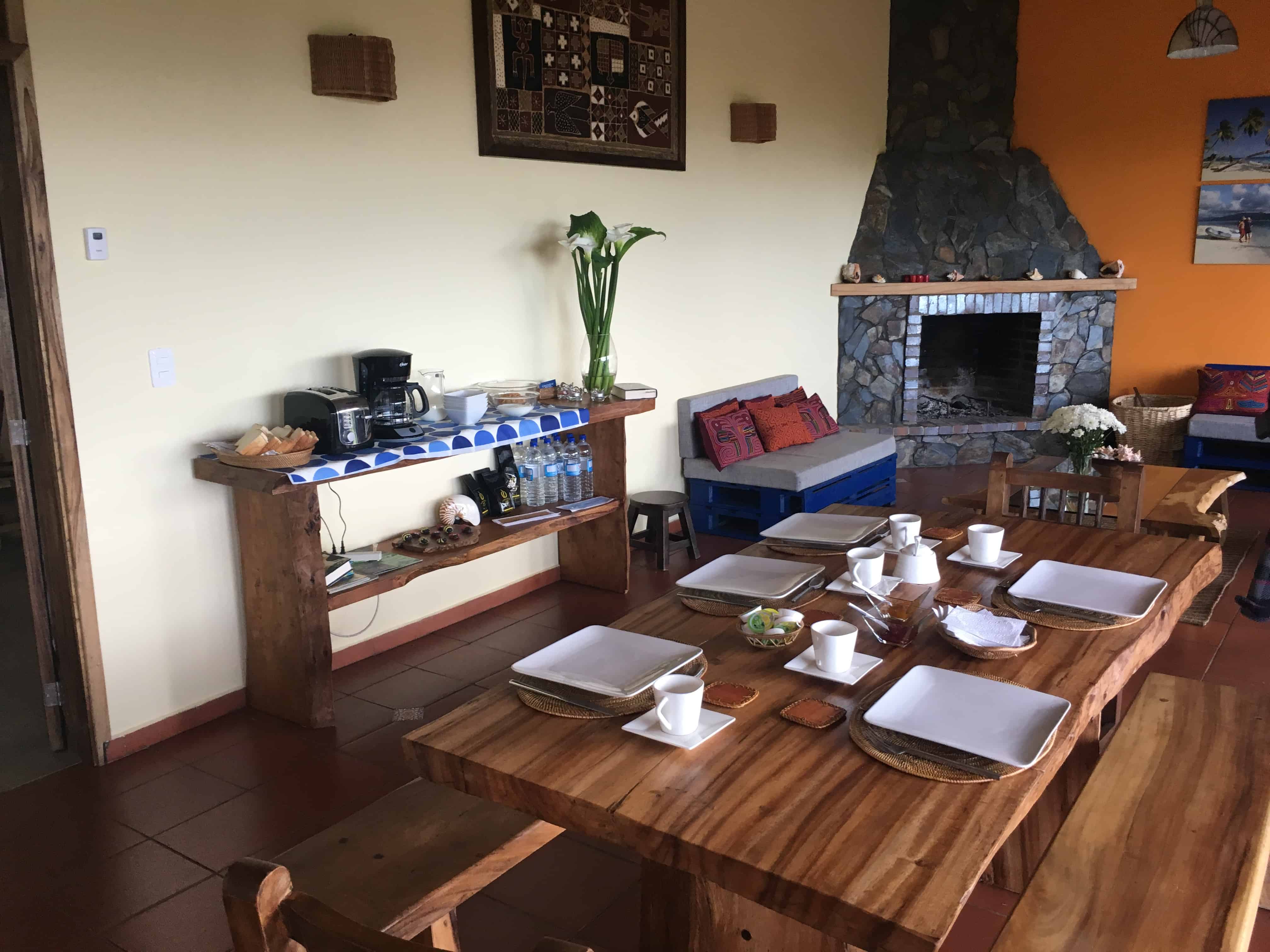 Breakfast room at Gran Azul in Salento, Quindío, Colombia