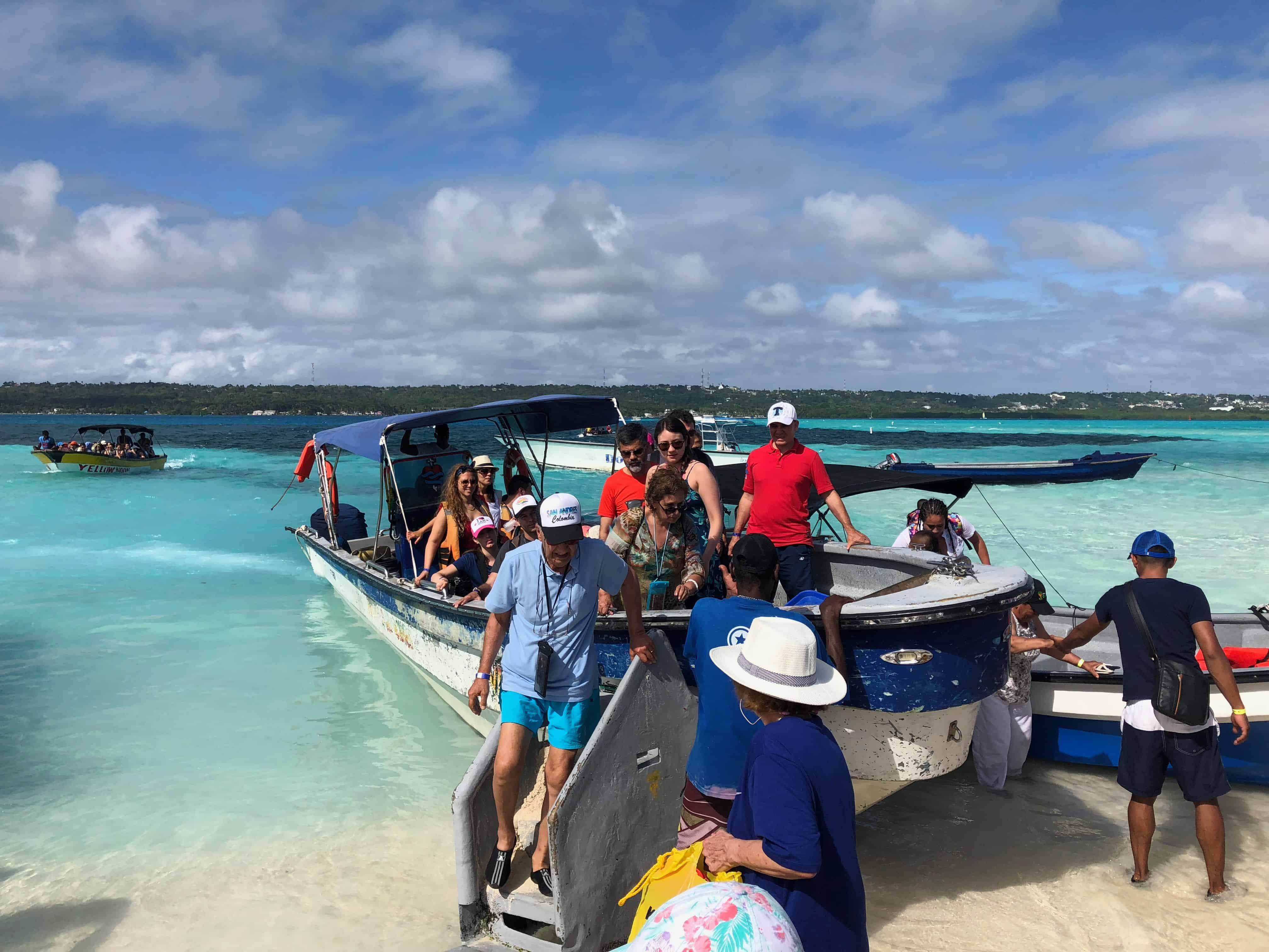 Arriving at Acuario in San Andrés, Colombia