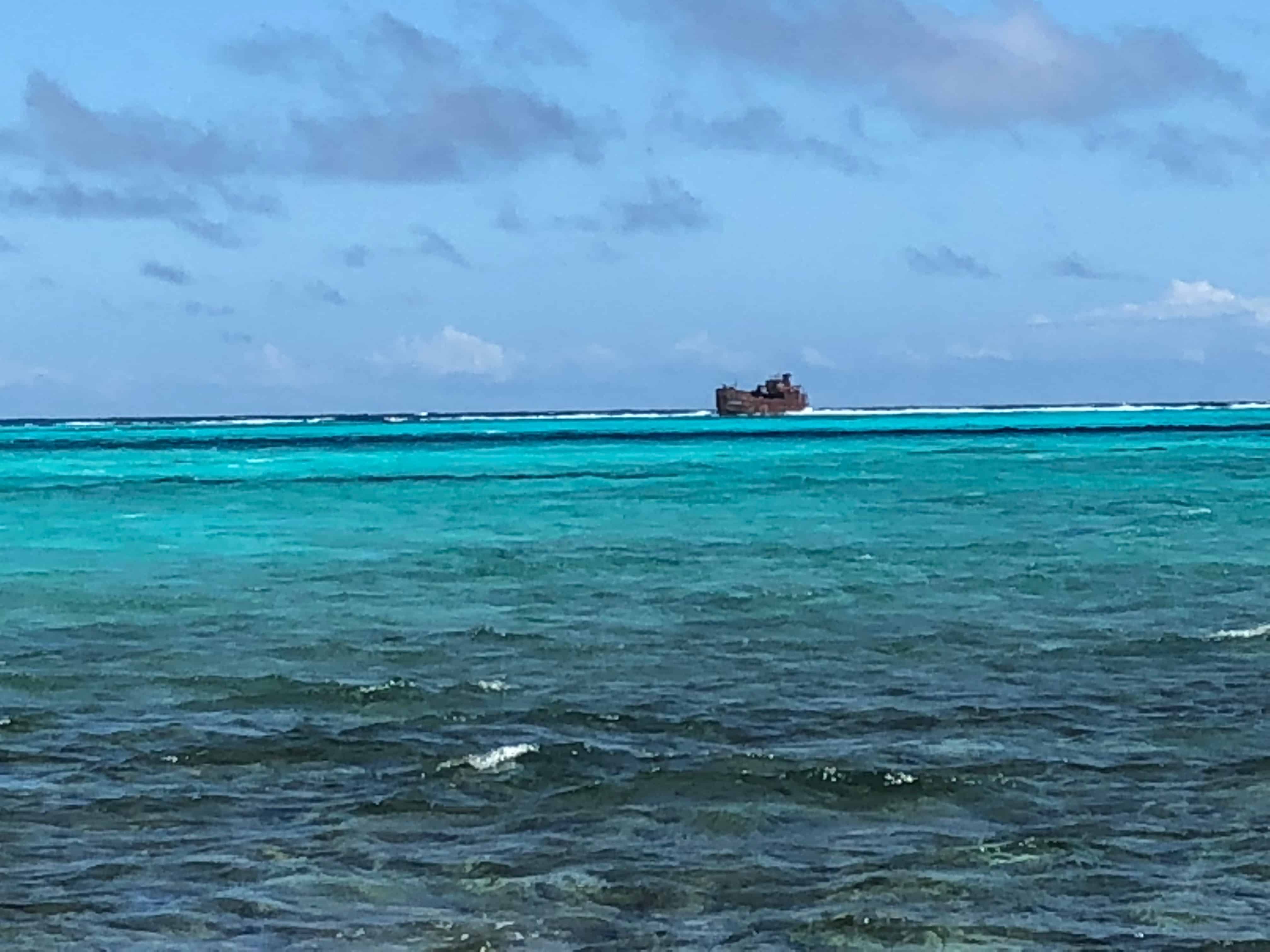 Shipwreck off Haines Cay in San Andrés, Colombia