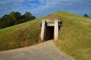 Earth Lodge at Ocmulgee Mounds in Macon, Georgia