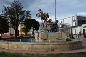 Fountain dedicated to weavers in Tota, Boyacá, Colombia