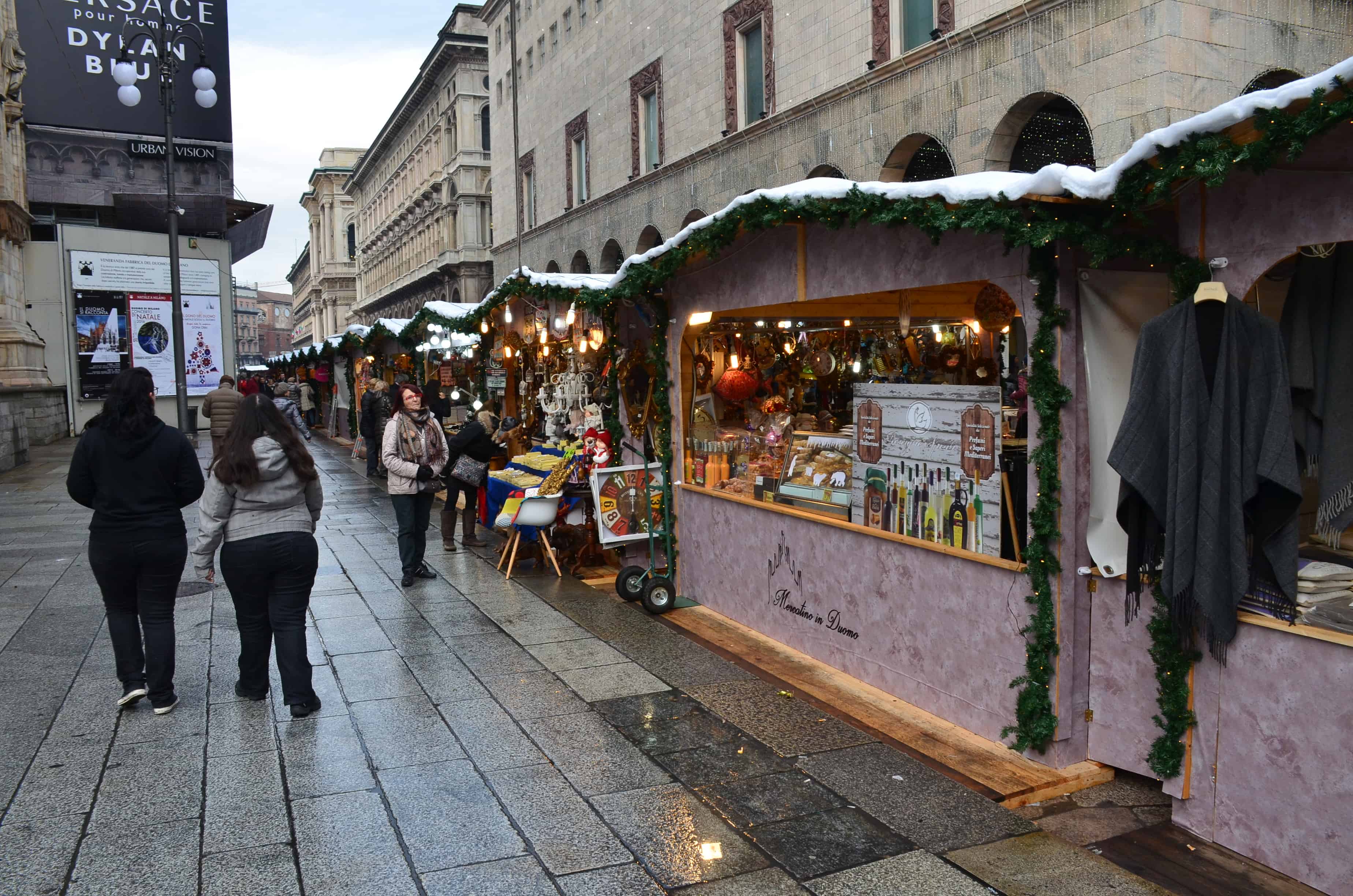 Christmas market at the Duomo in Milan, Italy