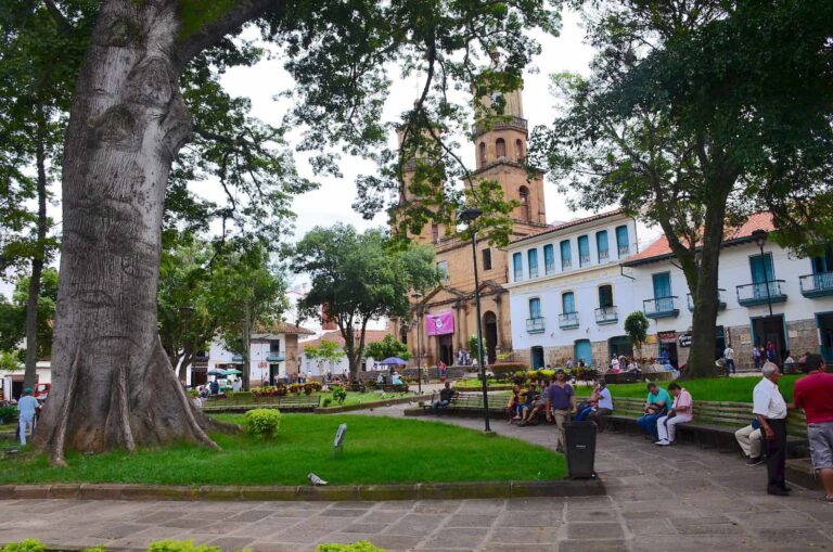 Parque La Libertad in San Gil, Santander, Colombia