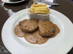 Pepper steak at Cariongo Plaza Hotel in Pamplona, Norte de Santander, Colombia