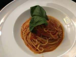 Spaghetti pomodoro at Al Vecio Canton in Venice, Italy