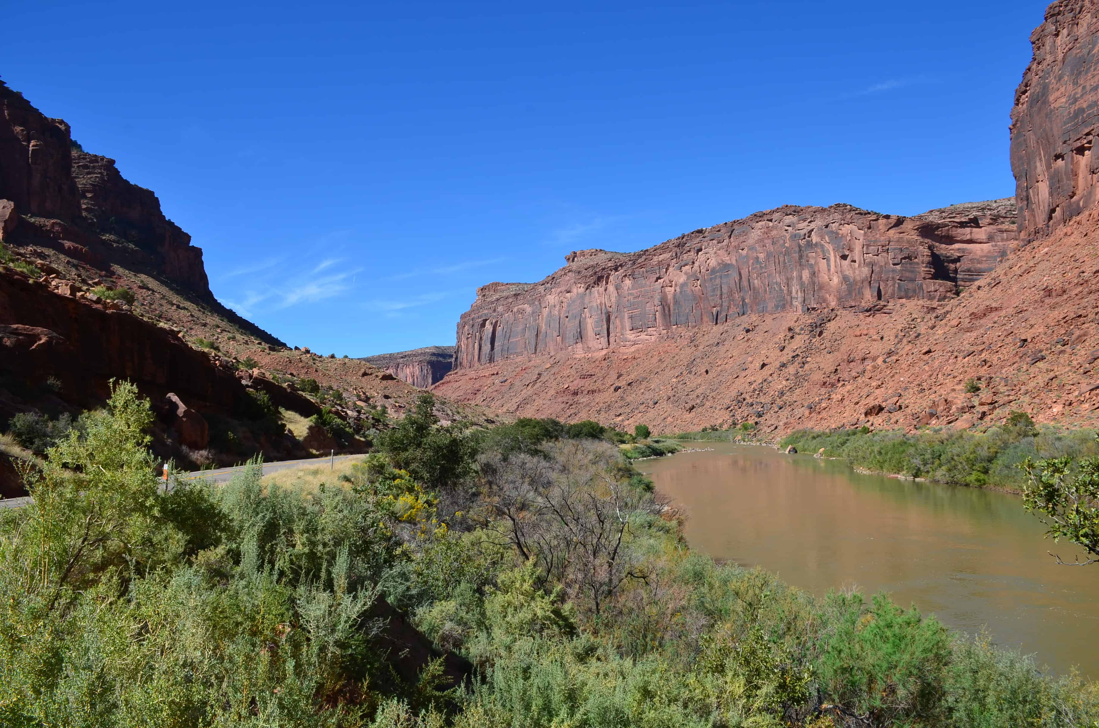 Photo stop along the Upper Colorado River Scenic Byway near Moab, Utah