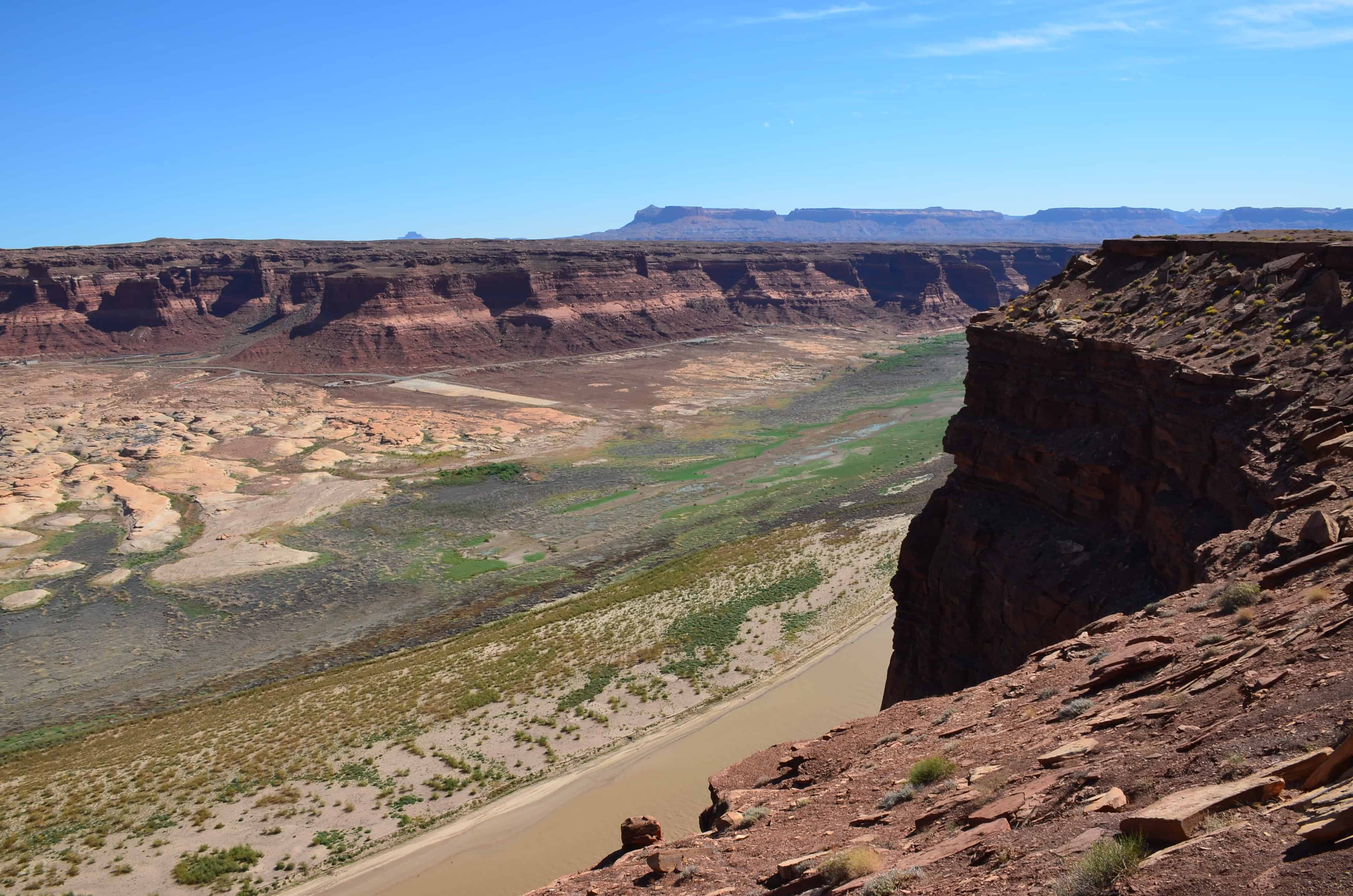 View from Hite Overlook at Glen Canyon National Recreation Area in Utah
