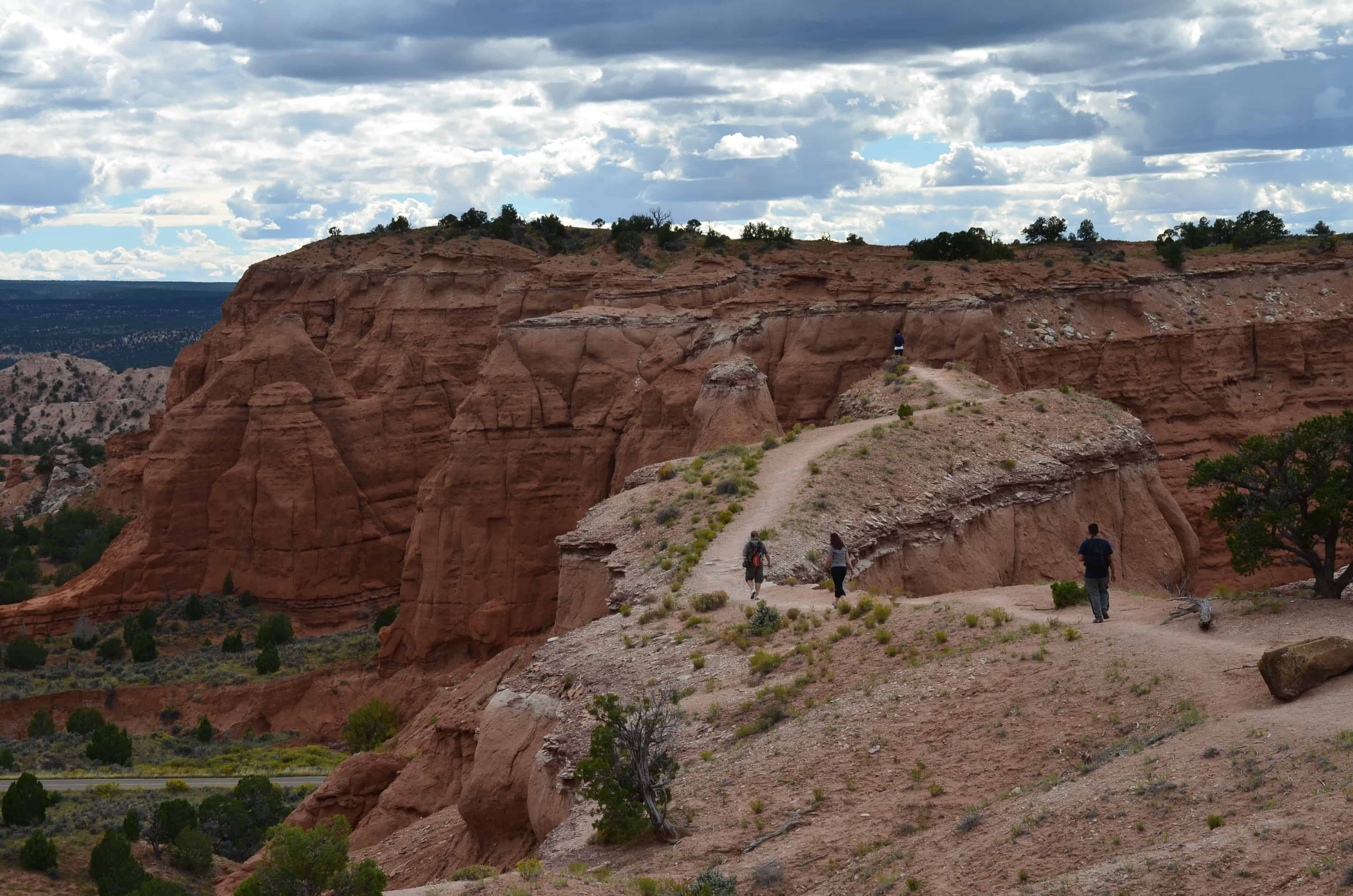Walking to a viewpoint on Angel's Palace Trail at Kodachrome Basin State Park in Utah
