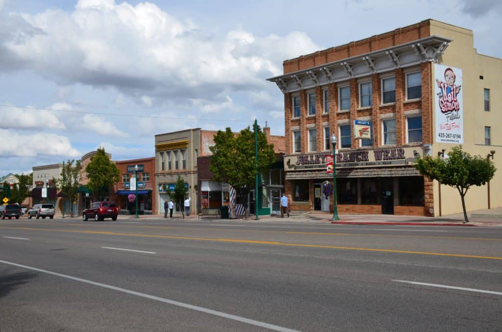 Cedar City City In Southern Utah Nomadic Niko 3516