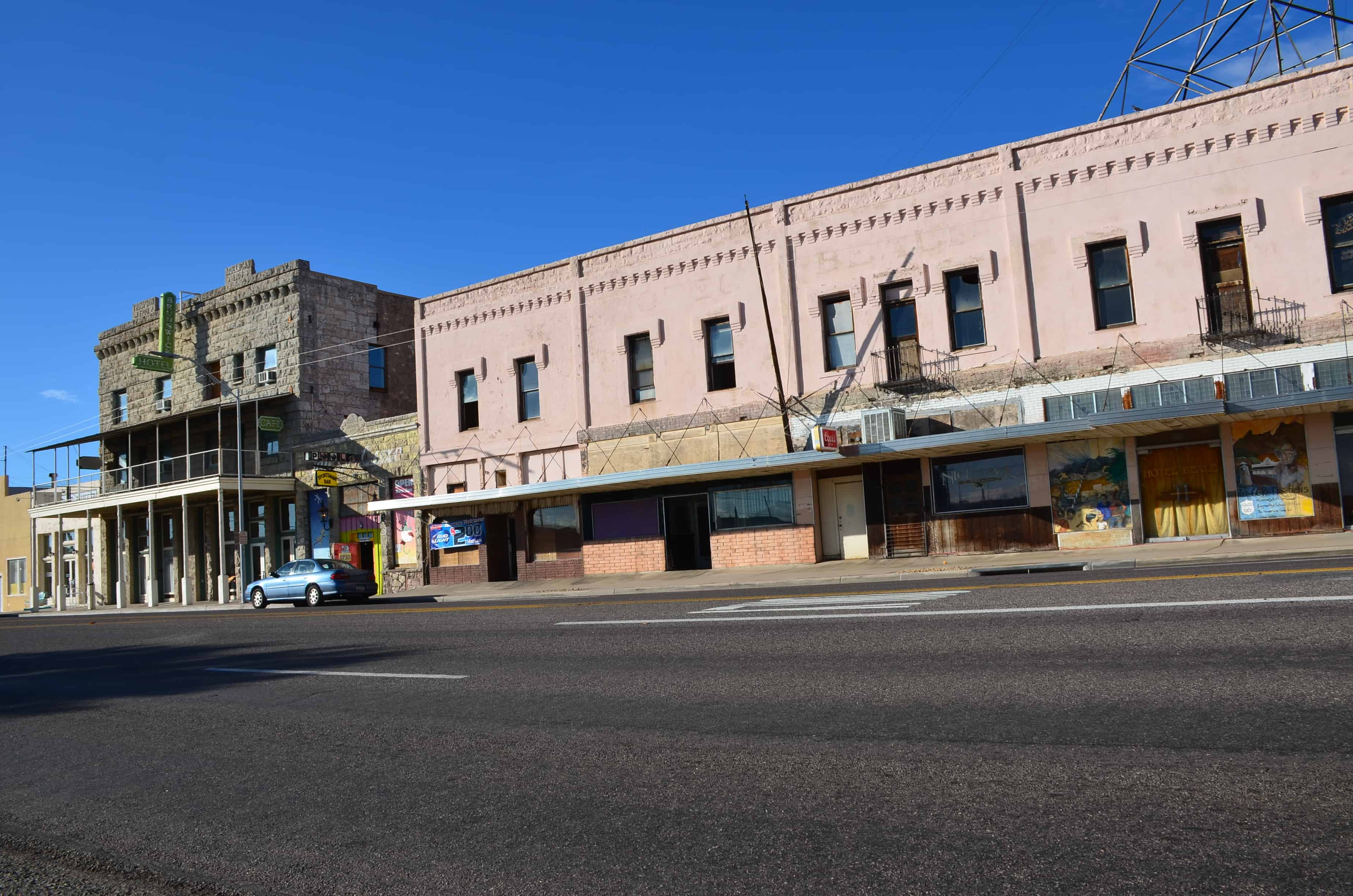 Hotel Brunswick (left) and Hotel Beale (right) in Kingman, Arizona