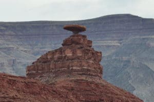 Mexican Hat Rock in Mexican Hat, Utah