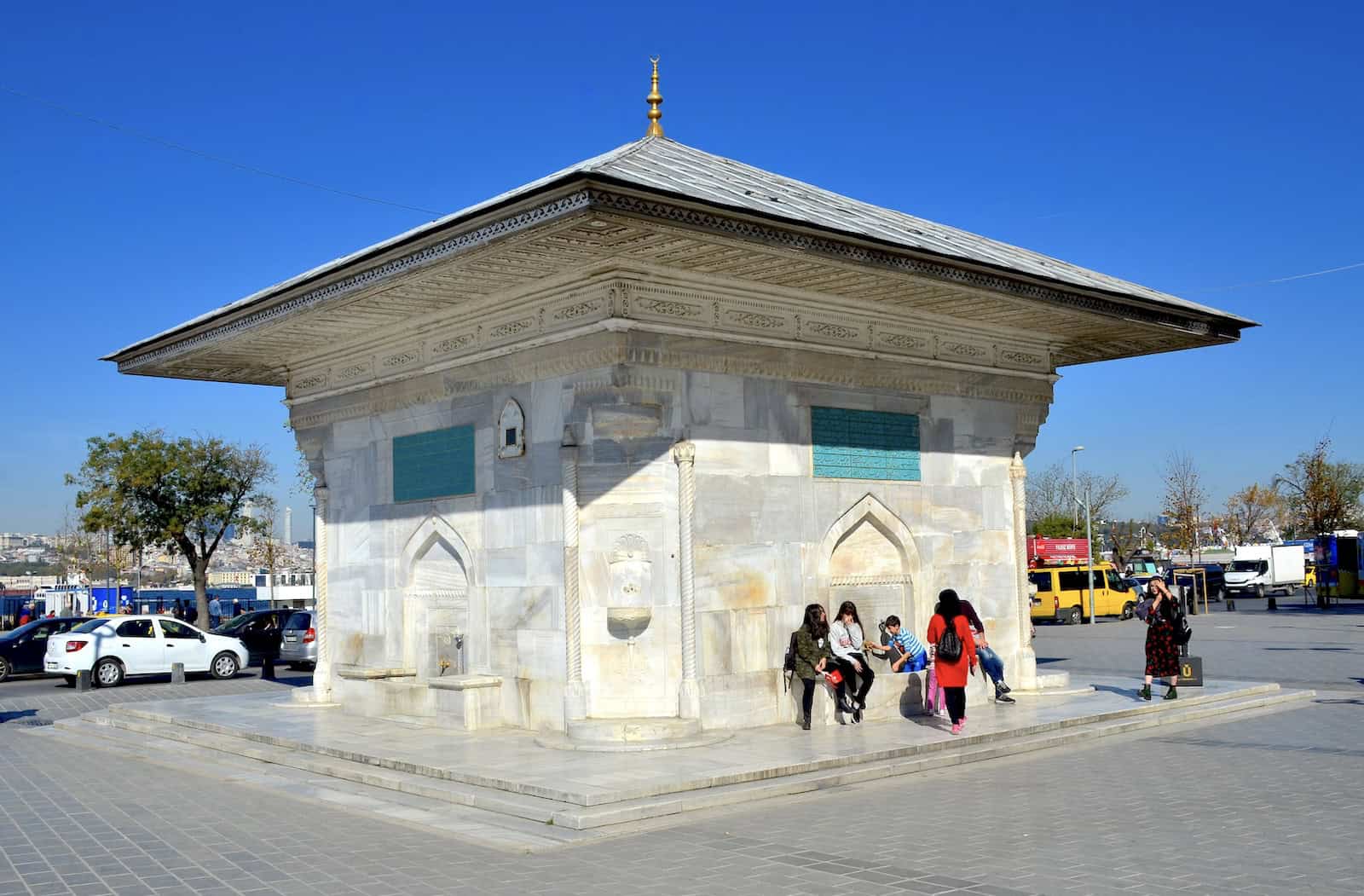 Fountain of Ahmed III on Üsküdar Square, Istanbul, Turkey