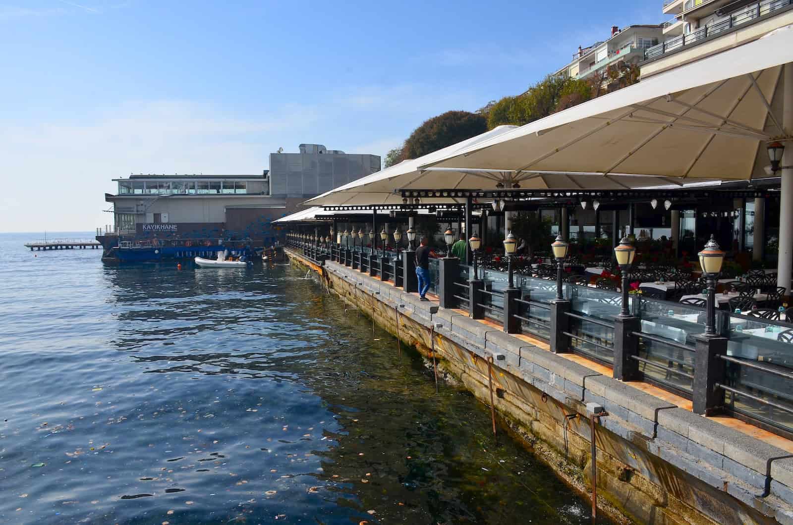 Restaurant near the old pier in Moda