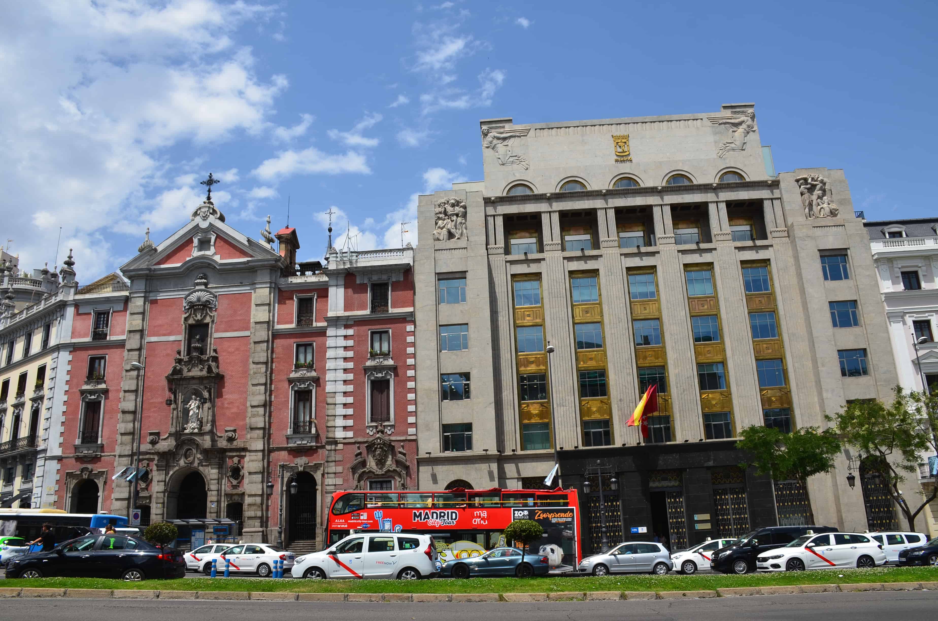 Church of San José (left) and Ministry of Finance and Public Administration (right)