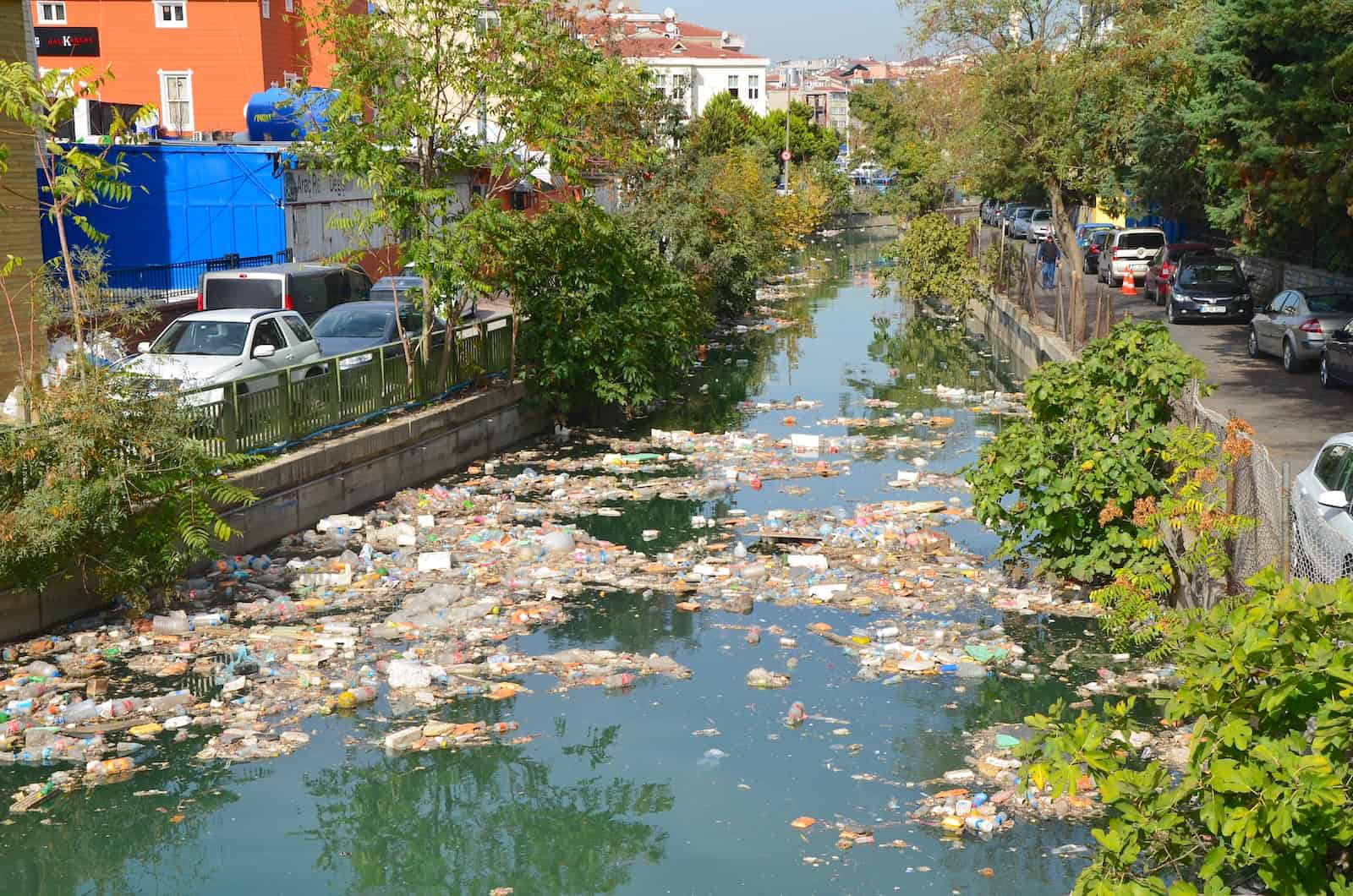 Polluted canal in November 2012