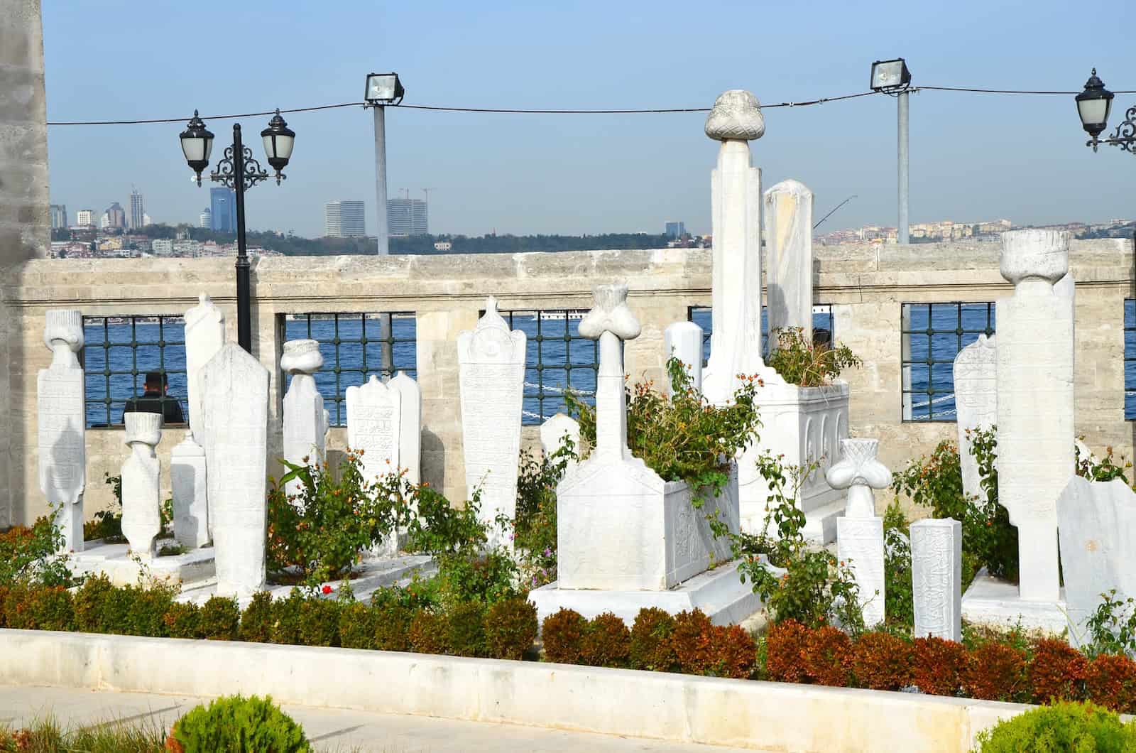 Ottoman cemetery at the Şemsi Pasha Mosque