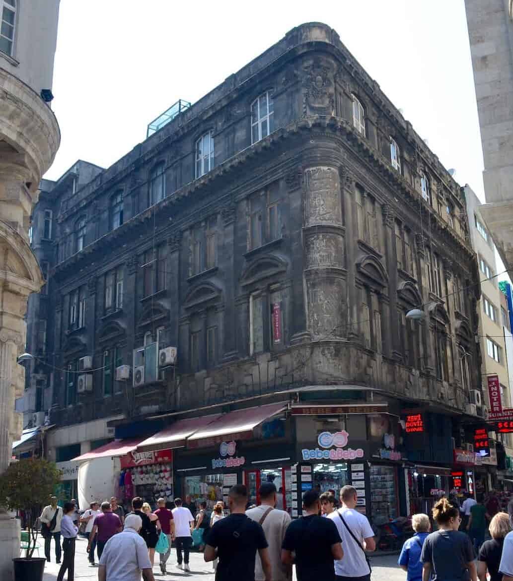 Sadıkiye Han in Eminönü, Istanbul, Turkey