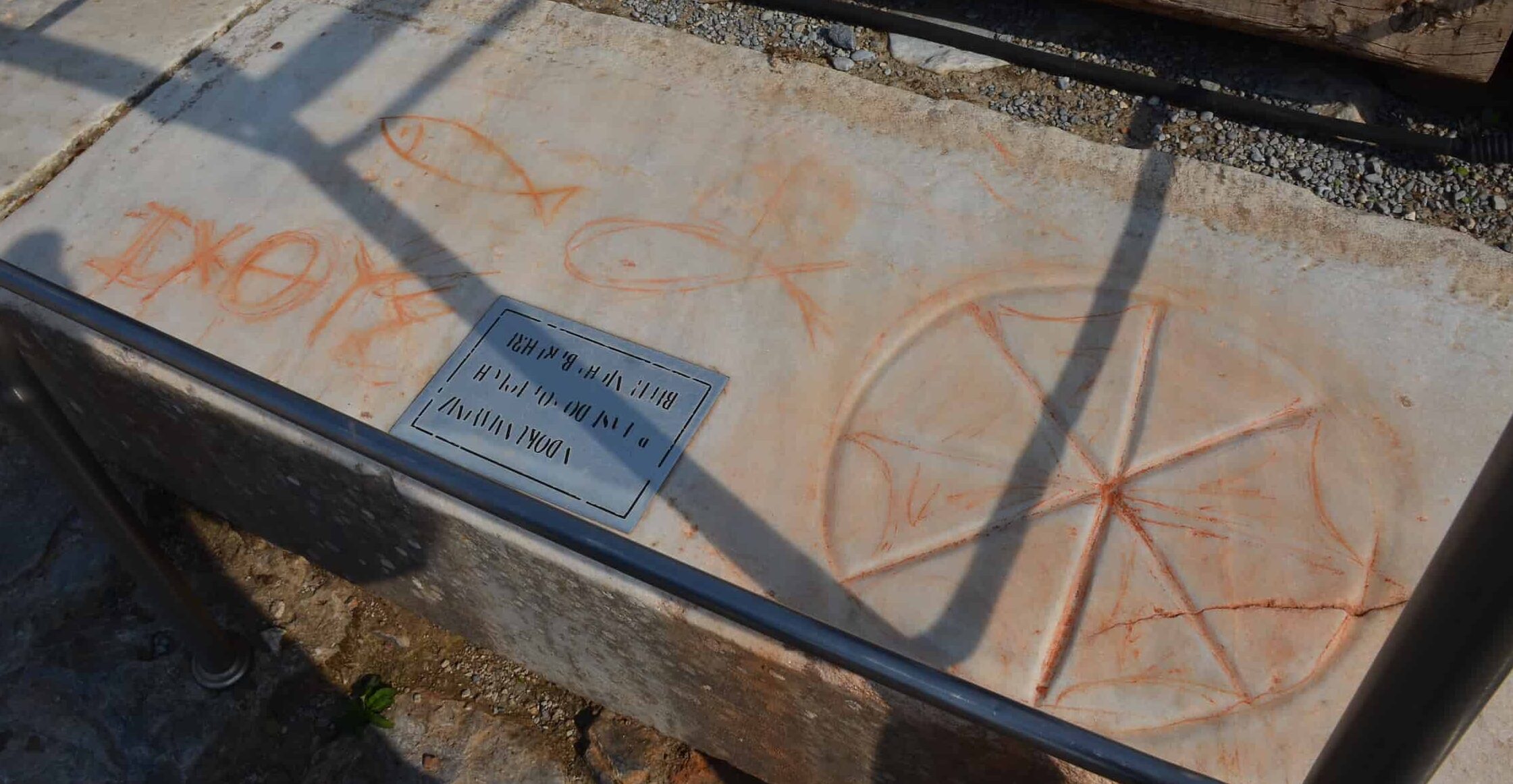 ΙΧΘΥΣ demonstration near the State Agora in Ephesus