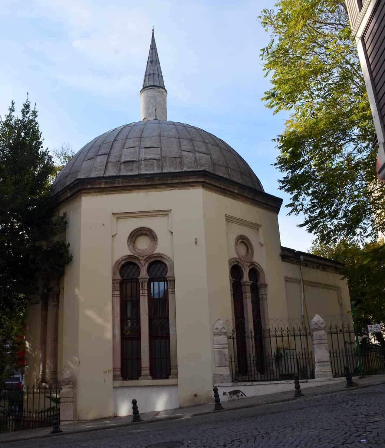 Keçecizade Fuad Pasha Mosque in Sultanahmet, Istanbul, Turkey